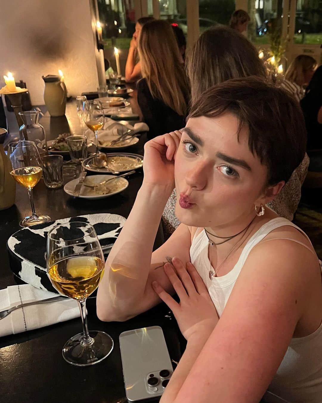 メイジー・ウィリアムズさんのインスタグラム写真 - (メイジー・ウィリアムズInstagram)「this given Friday」9月23日 8時47分 - maisie_williams