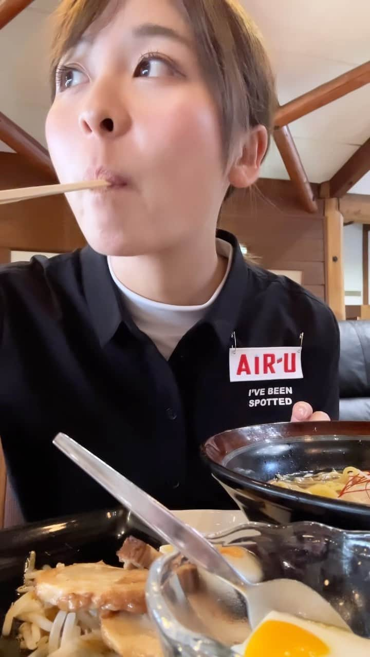 なみきのインスタグラム：「ひたすら冷やしラーメンとチャーシューを食べる🍜！ 食欲がない日はないです！笑 麺がすすれない私です。笑 ・ ・ #golf #GOLF #ゴルフ #ゴルフ女子 #ゴルフウェア #ゴルフ飯 #ゴルフウェアコーデ #ゴルフランチ」