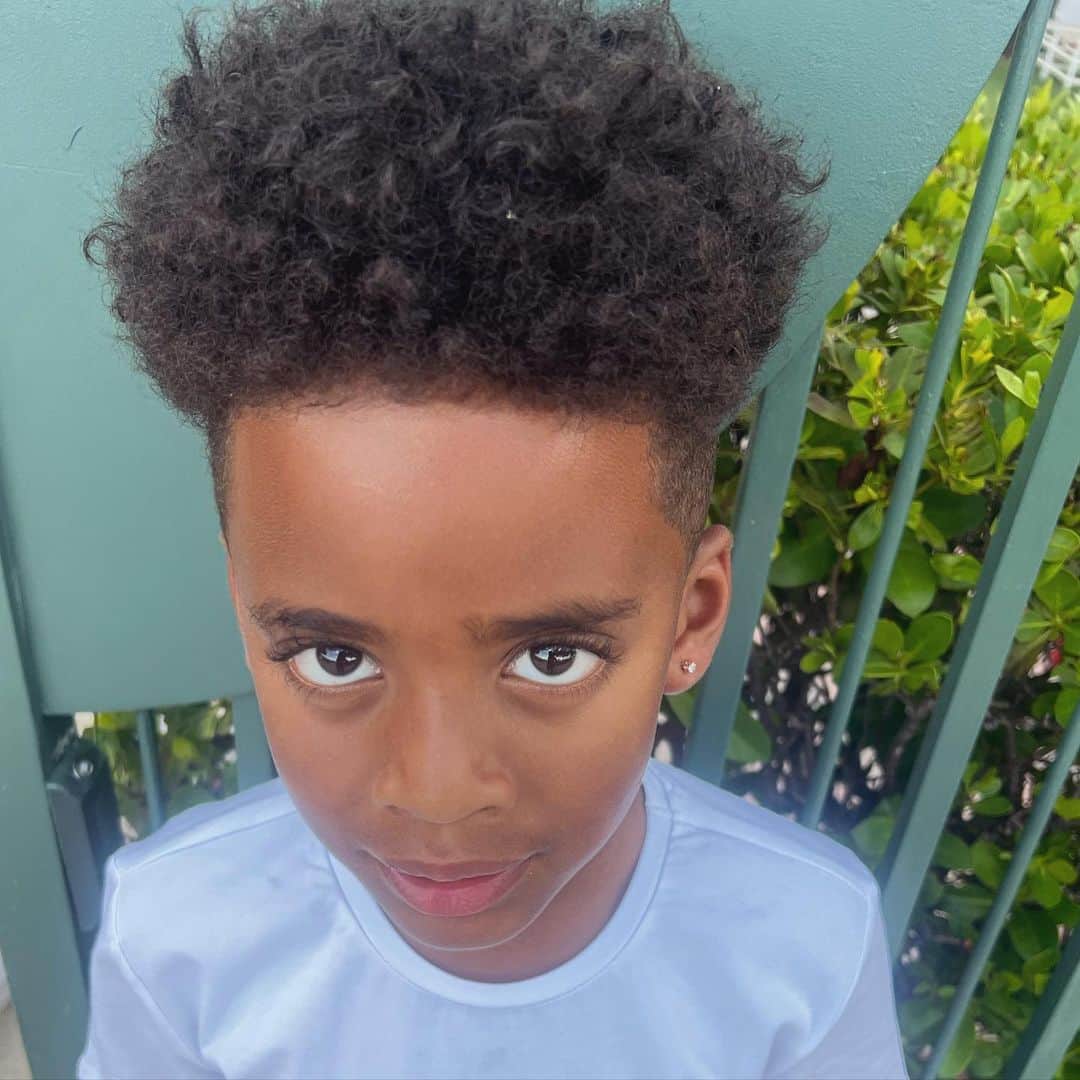 Angela Simmonsのインスタグラム：「7:55 pm today….. 7 years ago I met you ❤️ How did we get here so quick ? Now you don’t even want to take pictures 😫😫 I love you beyond words . Lawd knows motherhood takes constant learning , growing and patience. #SuttonMama #HappyBIRTHday 🎉🎉🎉」