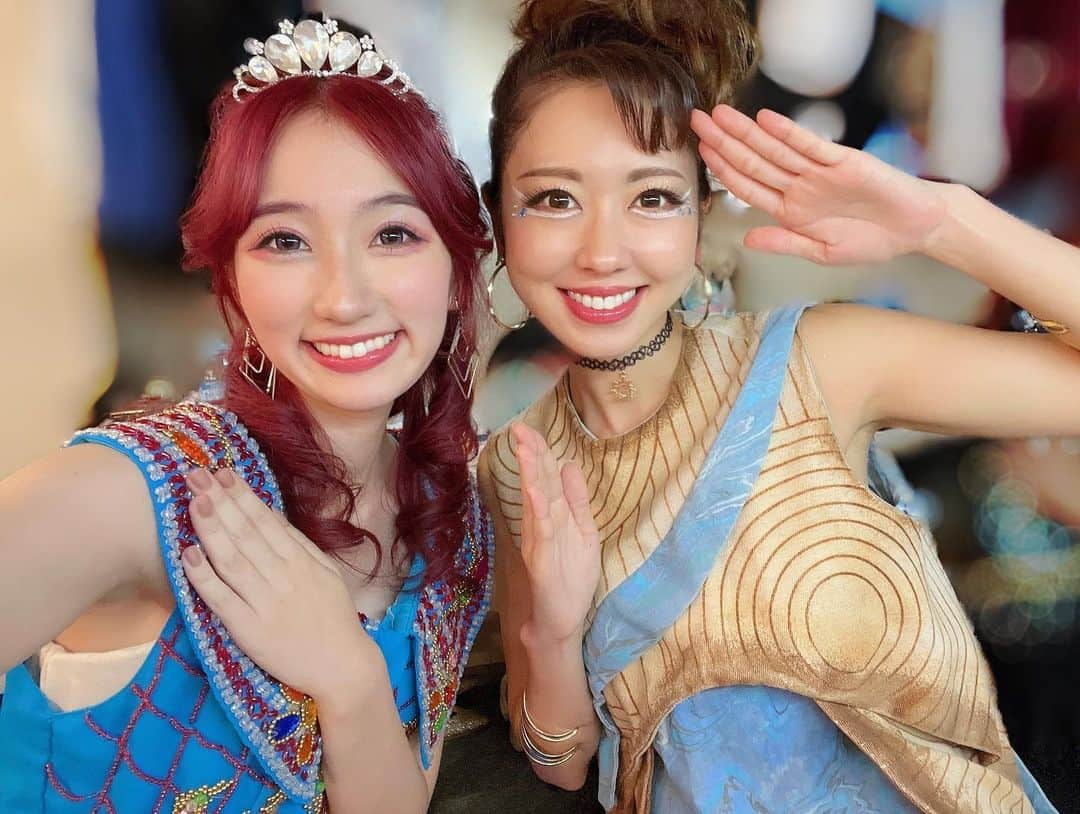 若松愛里さんのインスタグラム写真 - (若松愛里Instagram)「#タイラーF東京 3日目ご来場ありがとうございました！  雨でお足元悪いなか感謝です😌 まだ2公演なのに折り返しと早すぎていますが、残り2公演も変わらず大切にお届けしてまいります！！  本日のSORA組は13:00からの公演！ お席ありがたいことに完売です😍  事前予約してくれた皆様 ぜひお楽しみに😊  また、本日応援チケットについております記録映像の撮影日の為、開演後はご案内できないのでお時間に余裕をもってお越しください🙇🏻‍♀️🙇🏻‍♀️🙇🏻‍♀️  本日の公演が見たかった方は応援チケットお求めいただけますと見られますので、ご興味あればよろしくお願いします😌  #舞台 #GHM #ガールズ #ハイパー #ミュージカル #タイラー #F #Forever #東京 #公演 #3日目 #ありがとうございました #4日目 #完売 #タイラーF東京 #演劇 #皇帝 #原作 #無責任 #艦長 #SF #新宿 #シアター #ブラッツ #THEATRE #BRATS #entertainment #instagram #ınstagood #若松愛里」9月23日 8時57分 - wakamatsuairi_official