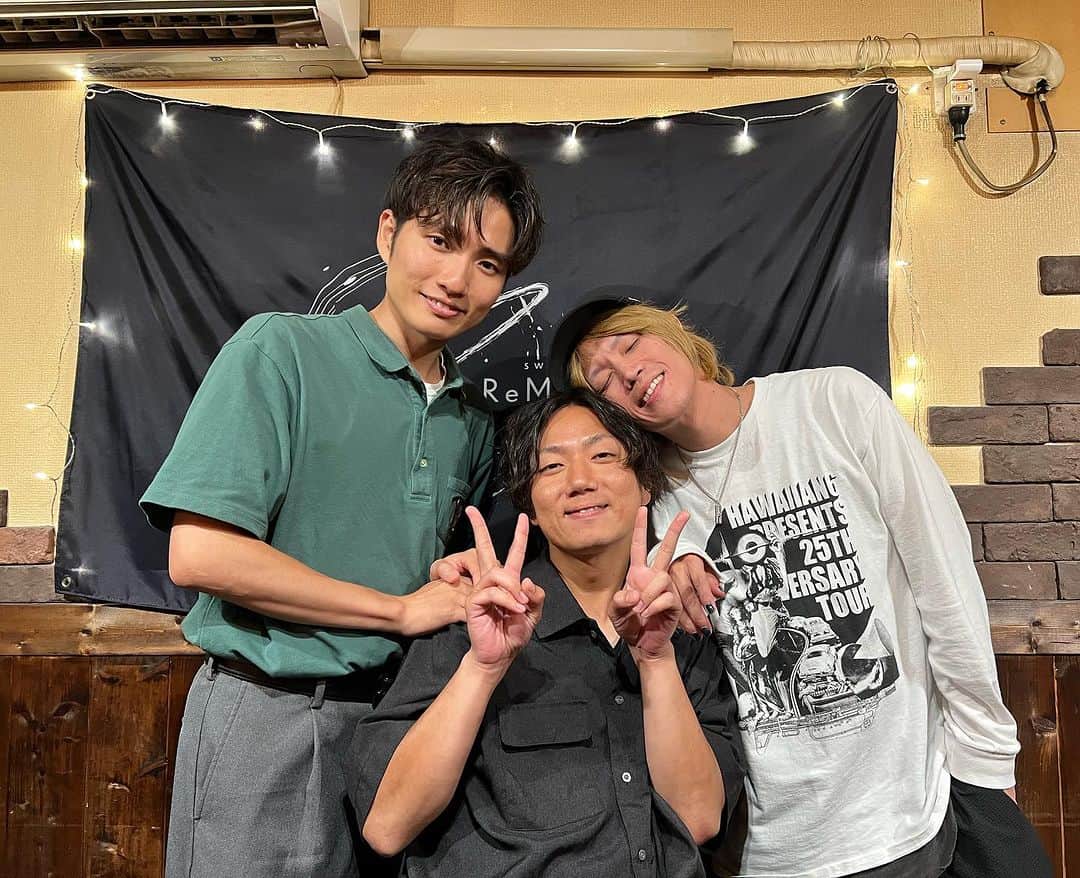 のインスタグラム：「sweet music ReMEMBERS 水都後夜祭ありがとうございました！ 弾き語り気持ちがええですな🤤 またやりますー！  #水都音楽祭2023 #後夜祭 #まなぷありがとう」