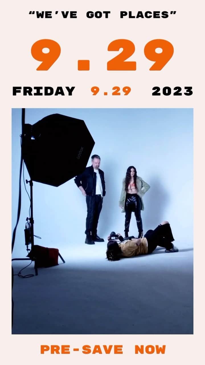 ケイト・ボイージェルのインスタグラム：「“This one isn’t sweaty enough”  Pre-save “We’ve Got Places,” the first single from my new band @yourfutureghost, to hear a new snippet of the song out NEXT FRIDAY 9.29 🎶  Link in bio to pre-save on all platforms!」