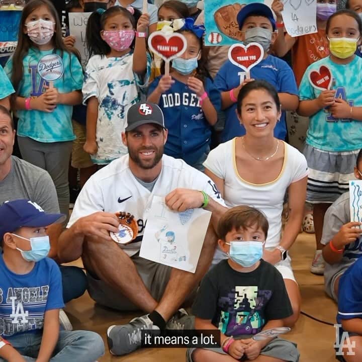 Los Angeles Dodgersのインスタグラム：「The best of the best, on and off the field. Be sure to vote Chris as the league-wide 2023 Roberto Clemente Award winner! Vote now in the link in our bio.」