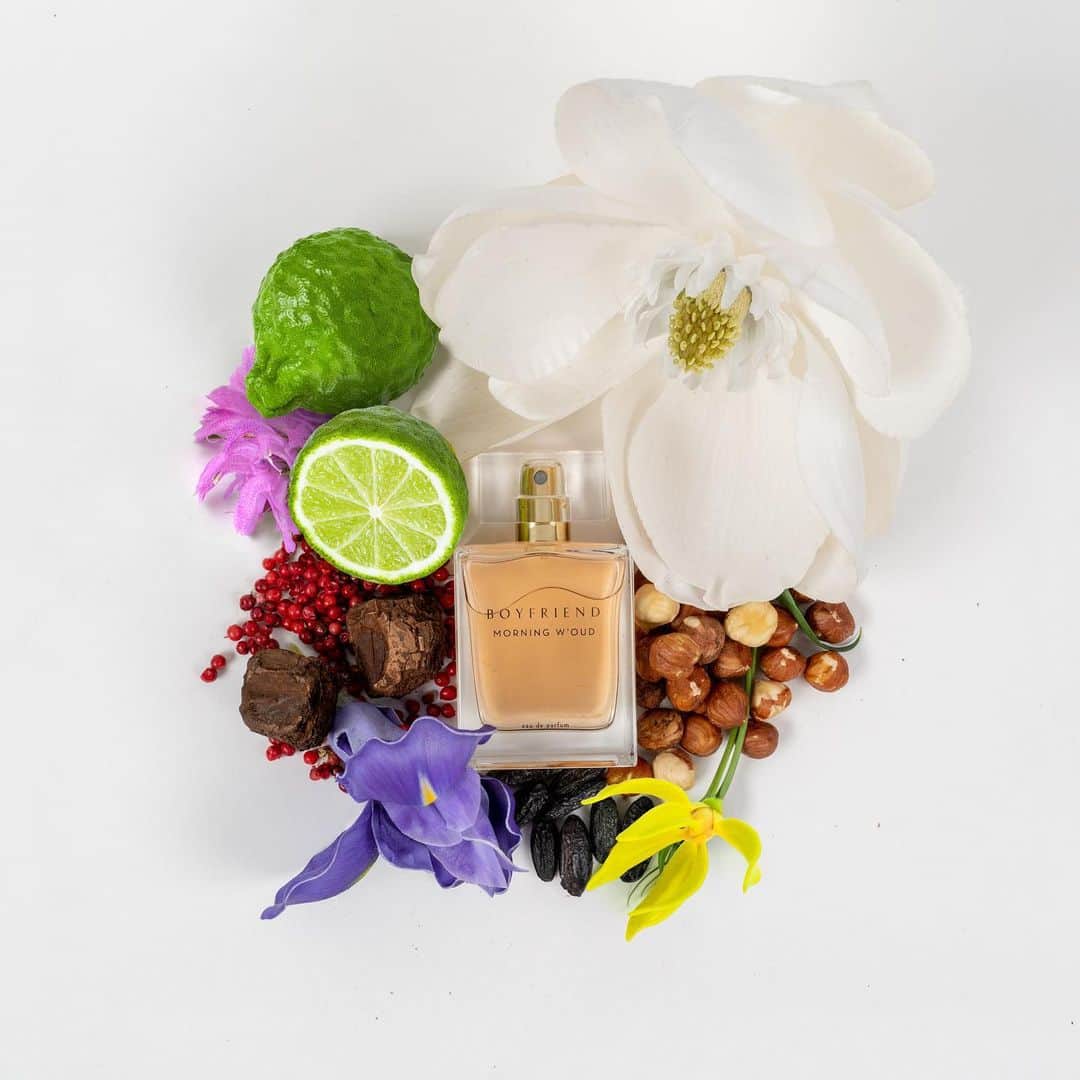 ケイト・ウォルシュのインスタグラム：「✨Meet our newest Boyfriends✨  Elevate your senses & journey with us ‘Down Under’ and then come feast on ‘Morning W’oud’ 🤩 Two singular, succulent Boyfriend fragrances. Both bouquets of captivating, sensual floralcy waiting to be explored.  Boyfriend…for everyone.  🪵 Morning W'oud: A gorgeous green magnolia & purple iris floral, notes of ylang ylang, creamy tonka vanilla & warm hazelnut musk.  🌊 Down Under: A beachy bouquet of pure white floral gardenia, frangipani & lily of the valley wrapped in green armoise & warm vanilla amber for lasting floralcy.」