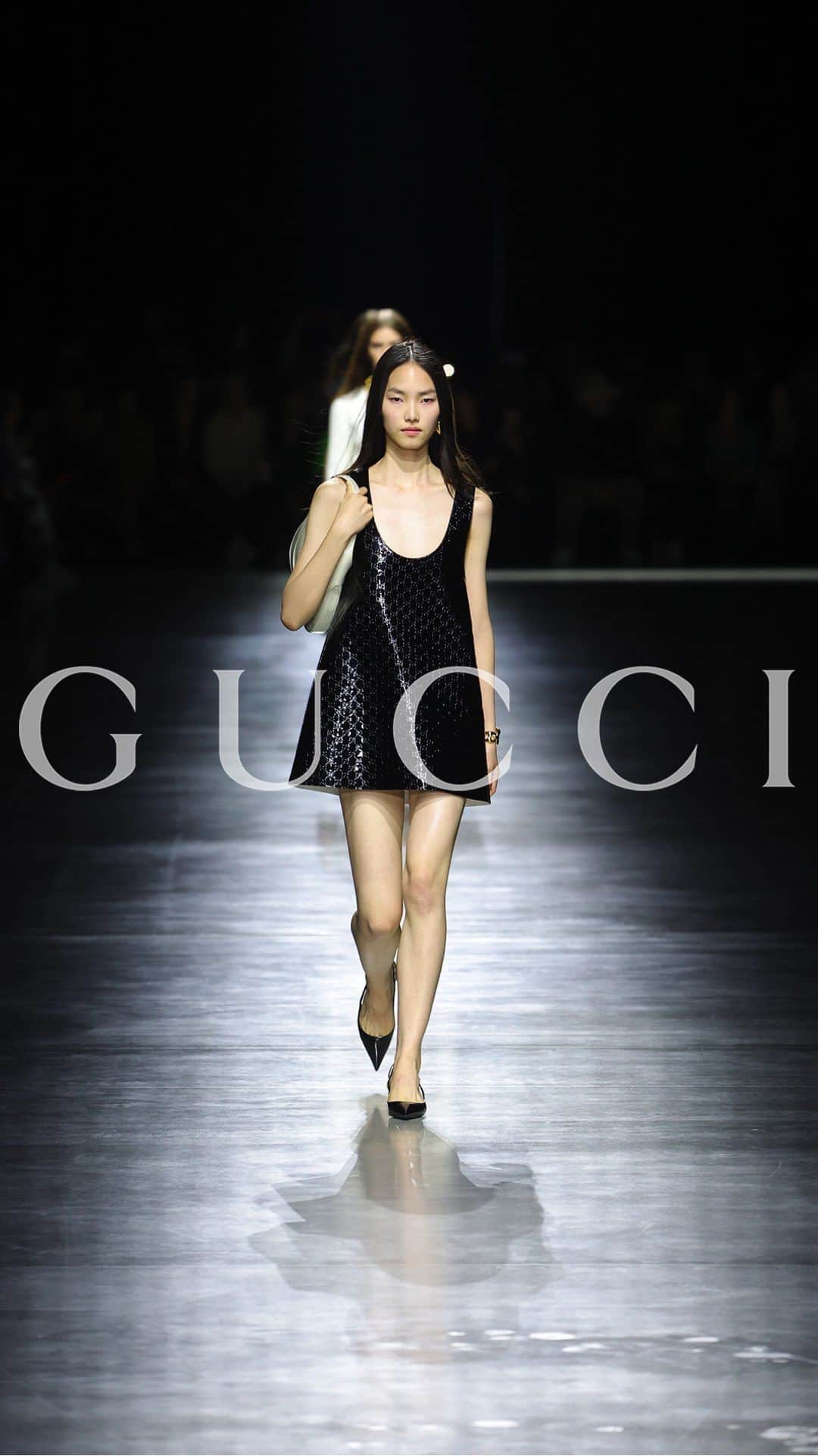 グッチのインスタグラム：「A story of immediate feelings and emotions.  #GucciAncora #GucciSS24」