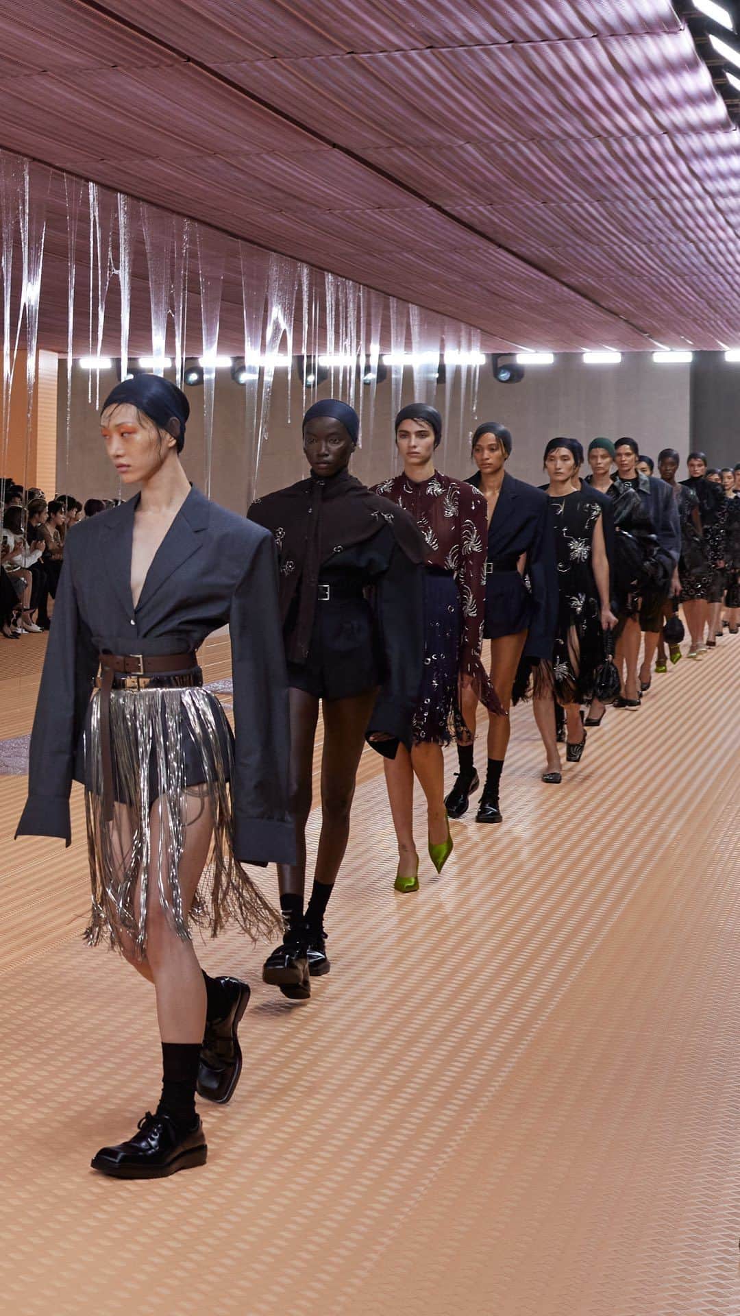 のインスタグラム：「In the #PradaSS24 Womenswear Collection formal silhouettes, borrowed from menswear, are reimagined in architectural forms that reconsider the archetypal contours of formal rigor. Discover more via link in bio.  #Prada」