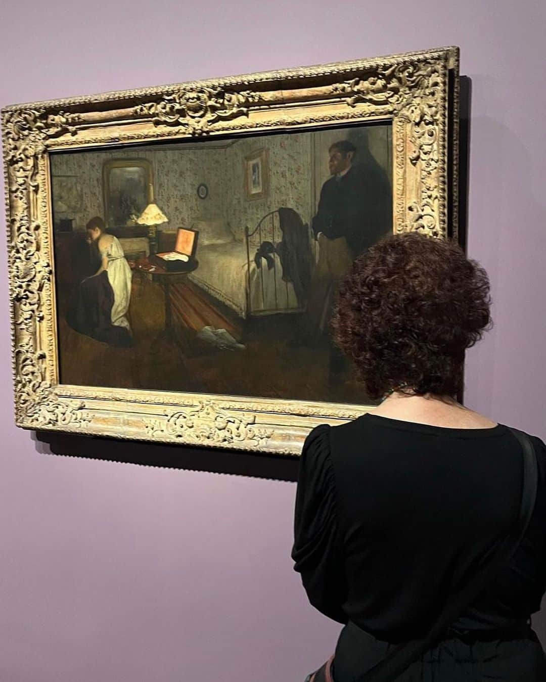フィラデルフィア美術館さんのインスタグラム写真 - (フィラデルフィア美術館Instagram)「We're thrilled to have two of the works in our collection featured in notable exhibitions in NYC.  "Miss T," Barkley Hendricks is on loan in @frickcollection 𝘉𝘢𝘳𝘬𝘭𝘦𝘺 𝘓. 𝘏𝘦𝘯𝘥𝘳𝘪𝘤𝘬𝘴: 𝘗𝘰𝘳𝘵𝘳𝘢𝘪𝘵𝘴 𝘢𝘵 𝘵𝘩𝘦 𝘍𝘳𝘪𝘤𝘬 exhibition.  "Interior," #Degas is on loan in @metmuseum #ManetDegas exhibition.」9月23日 4時13分 - philamuseum