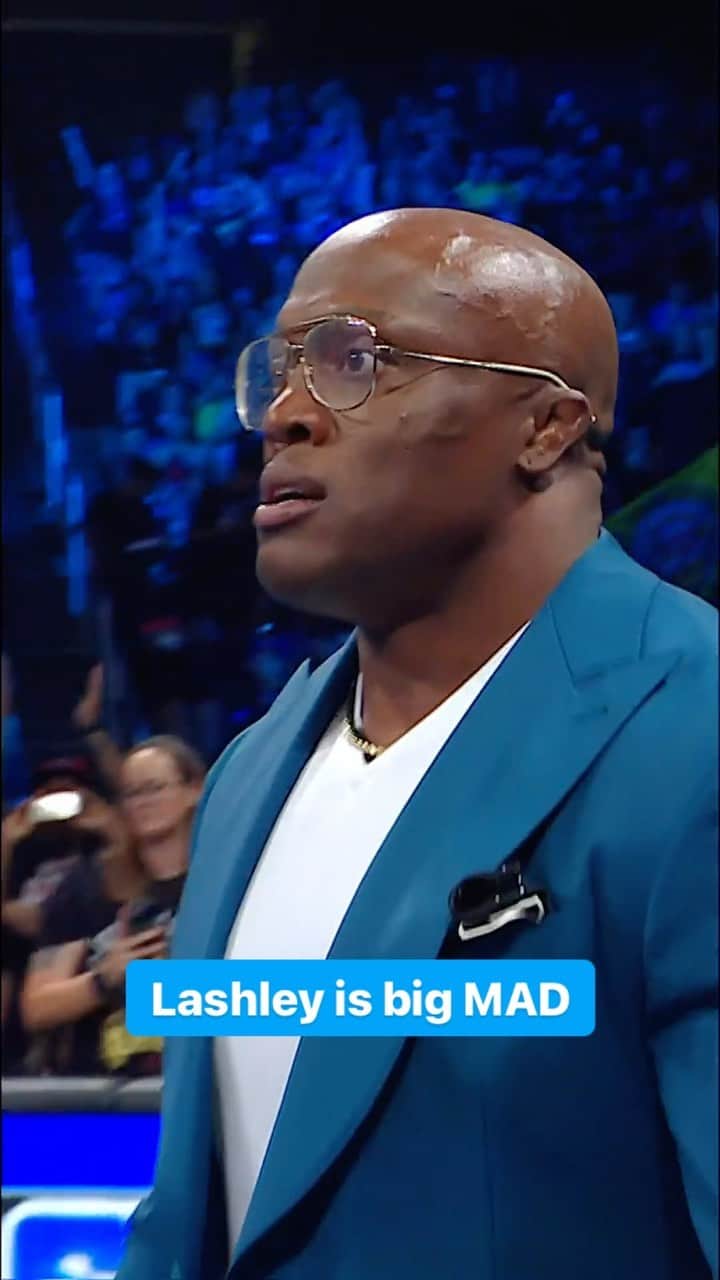 レイ・ミステリオ・ジュニアのインスタグラム：「Not the outcome @bobbylashley and The #StreetProfits were hoping for… 😬 #SmackDown」