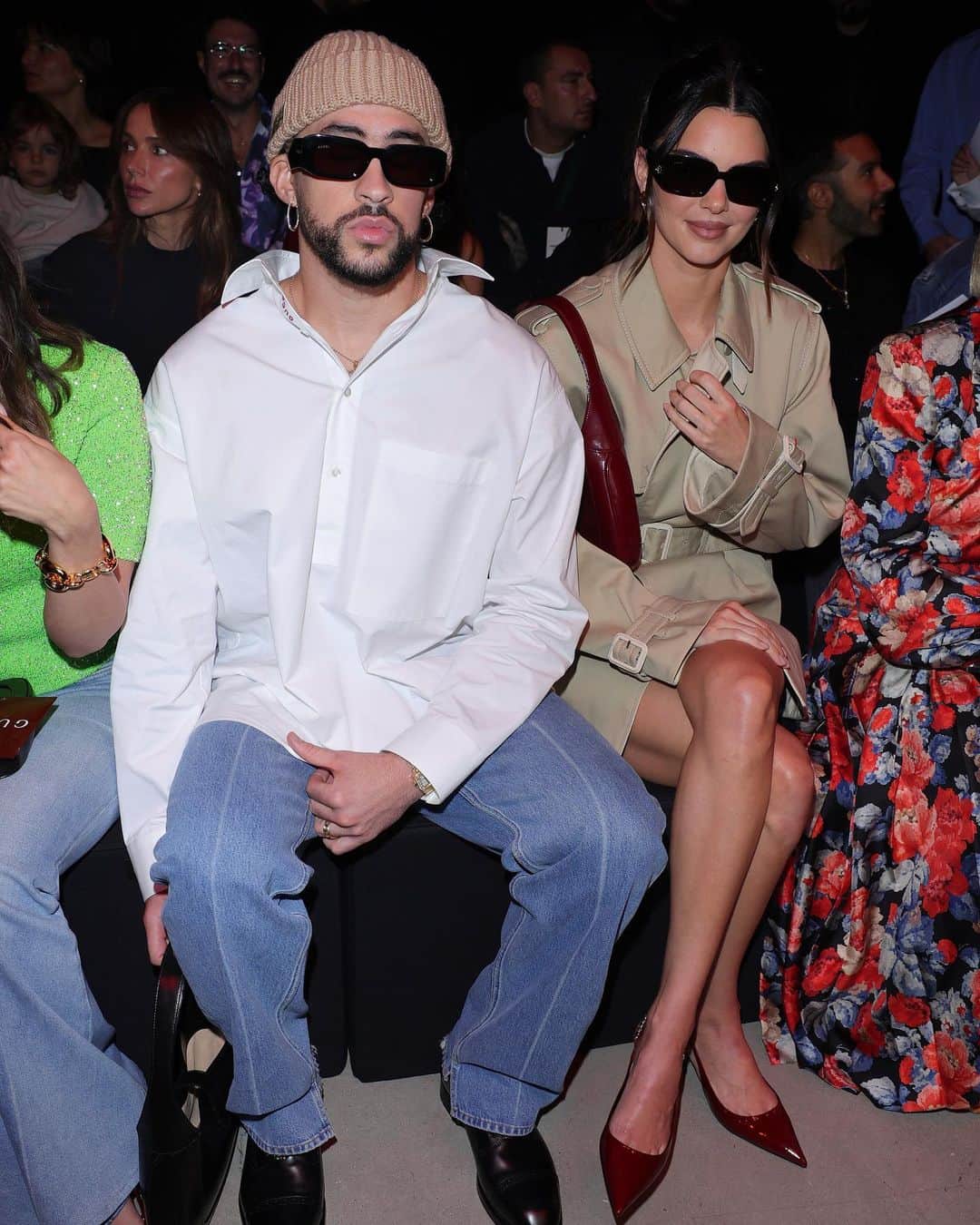 Just Jaredさんのインスタグラム写真 - (Just JaredInstagram)「Kendall Jenner and Bad Bunny just made their fashion week debut, sitting front row for the Gucci show in Milan. Lots more photos on JustJared.com! #KendallJenner #BadBunny #Gucci Photos: Getty, Backgrid」9月23日 5時41分 - justjared