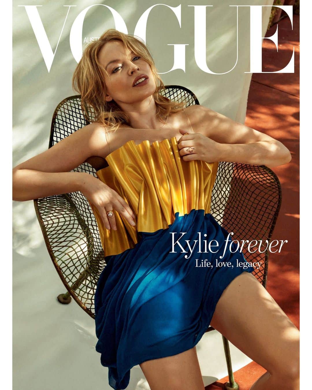 のインスタグラム：「#KylieMinogue is our October cover star. She’s just released her 16th album ‘Tension’, anchored by the colossal hit Padam Padam (you hear it, and you know), and life right now is about to get a lot crazier. “Even by my standards, I’m pretty go, go, go, but it’s just … extra,” she tells @jonahwaterhouse in her cover story. Read the full story in the link in bio, or pick up your own issue of Vogue's October issue, on stands Thursday, October 5. Kylie wears @louisvuitton. Special thanks to @flamingo_estate.   Styling by @christinecentenera, photography by @alique_studio, story by @jonahwaterhouse, makeup by @patidubroff, hair by @teddycharles35, nails by @nailsbyshige, EP & talent direction by @rikki_keene, production by @willsonproject, @charlottemelissarose」