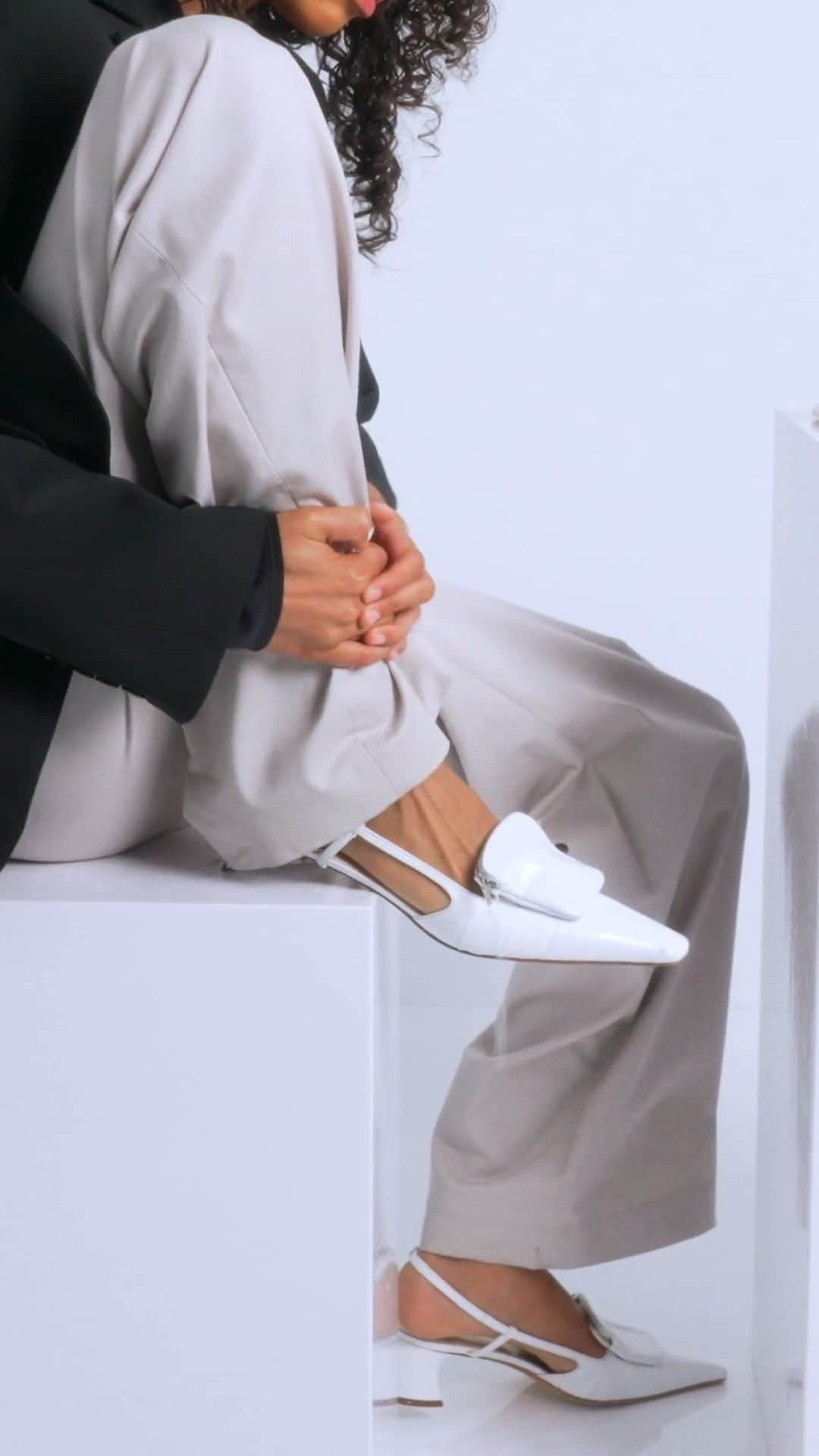 のインスタグラム：「The Croc Print Victor Slingback with Detachable Pocket」