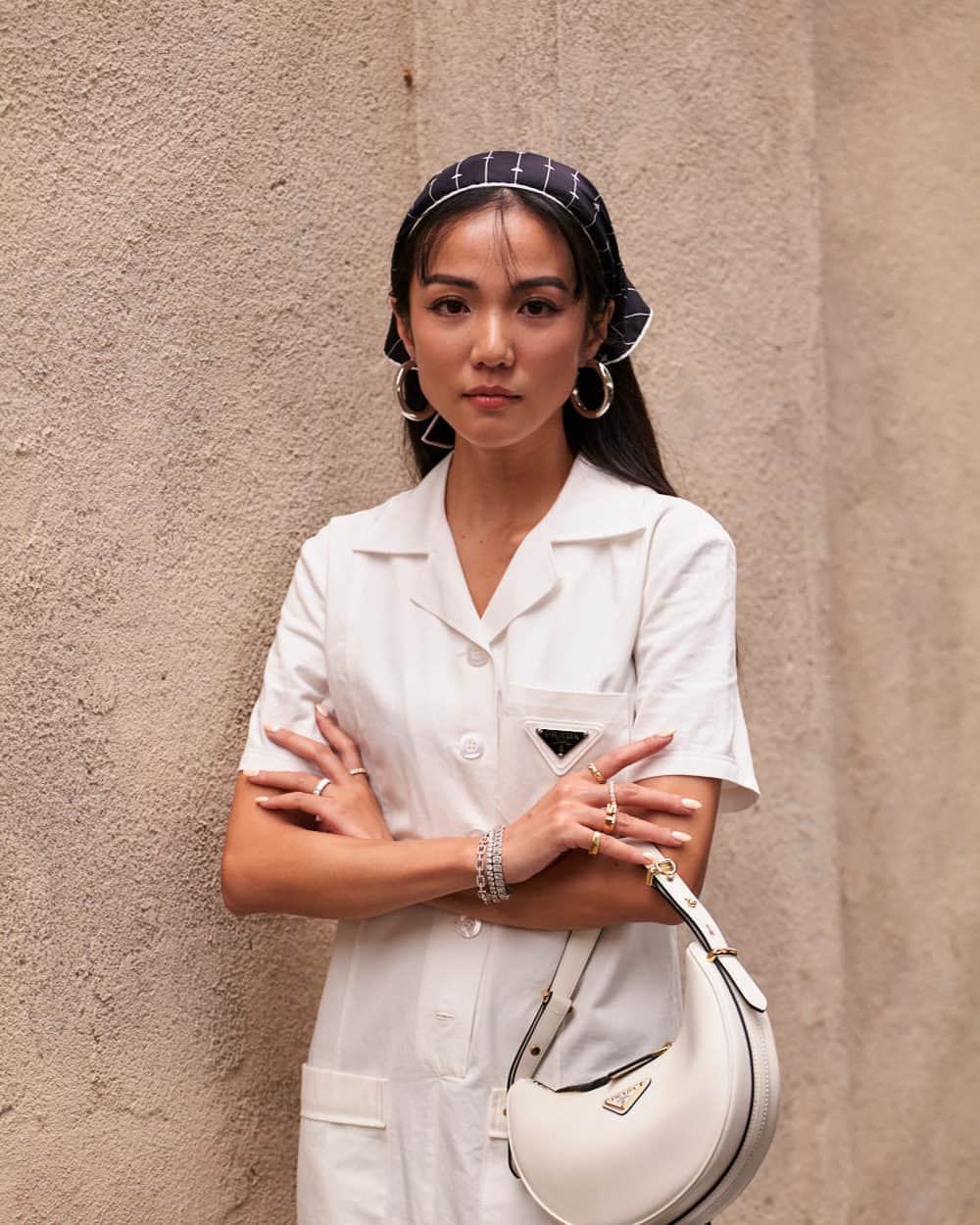 Fashion Weekのインスタグラム：「#Streetstyle outside of #Prada」
