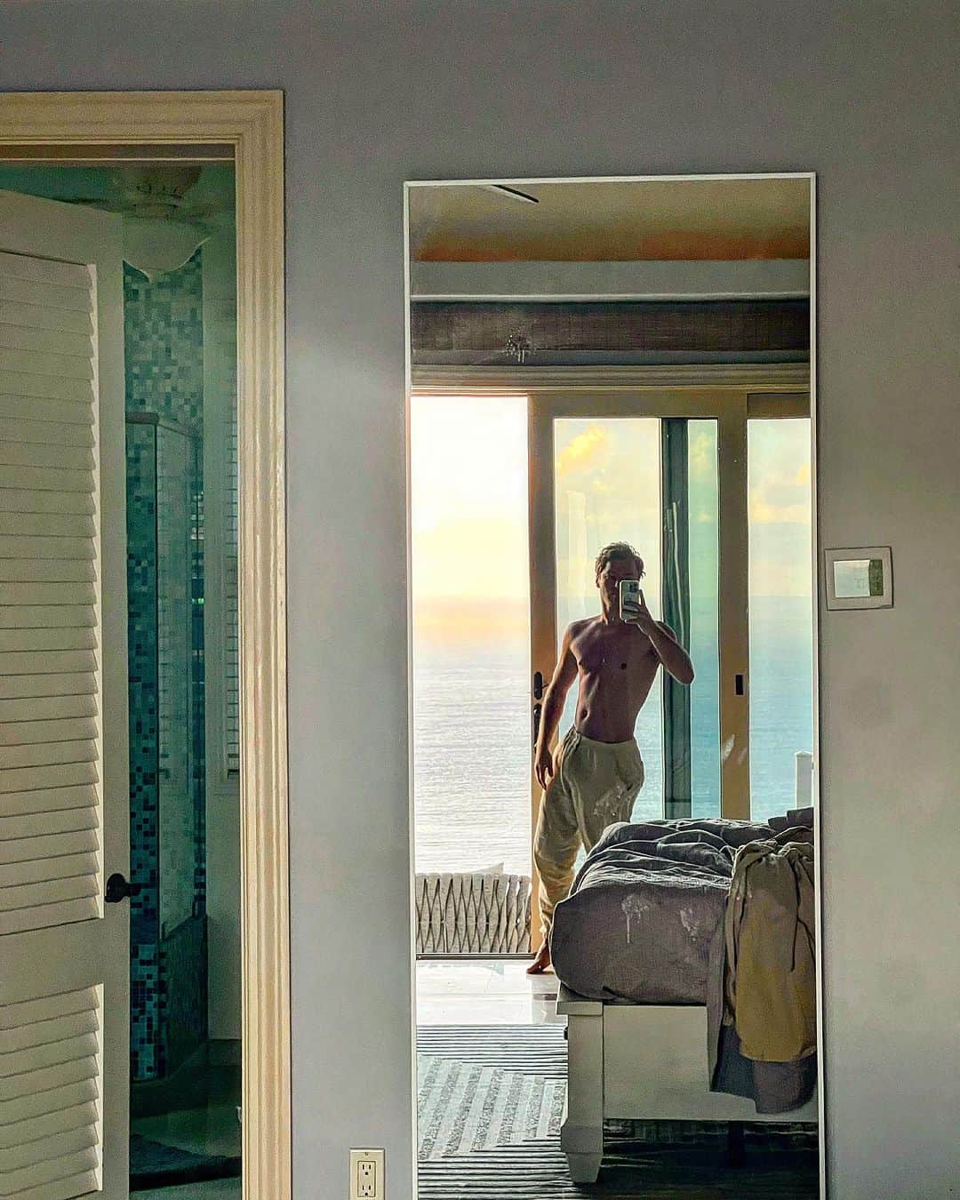 jotipolizoakisのインスタグラム：「st. thomas views 🌴」