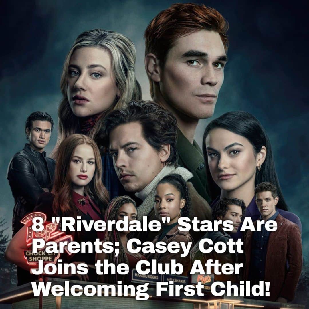 Just Jaredさんのインスタグラム写真 - (Just JaredInstagram)「Casey Cott is the latest "Riverdale" actor to become a parent, joining seven other stars of the show who already have kids. See the full list at the LINK IN BIO! #Riverdale #CaseyCott Photos: The CW, Getty」9月23日 8時02分 - justjared