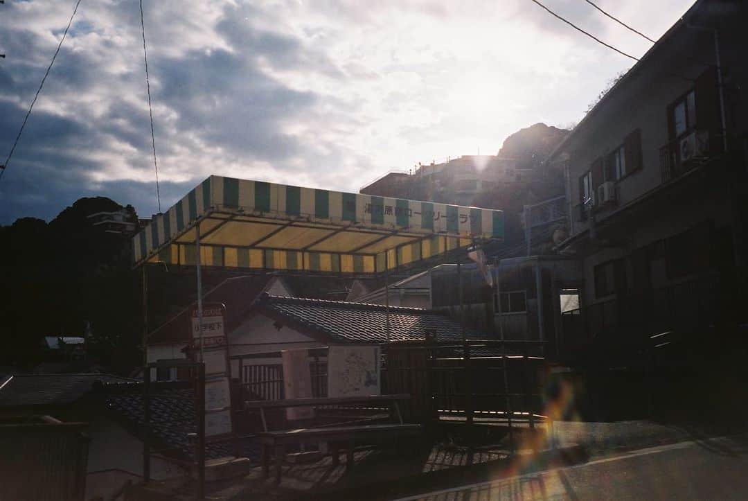 麻絵さんのインスタグラム写真 - (麻絵Instagram)「去年の年末の遠出散歩した日。素敵な街並みだった。  #麻絵カメラ #フィルムカメラ」9月23日 19時20分 - asaesan