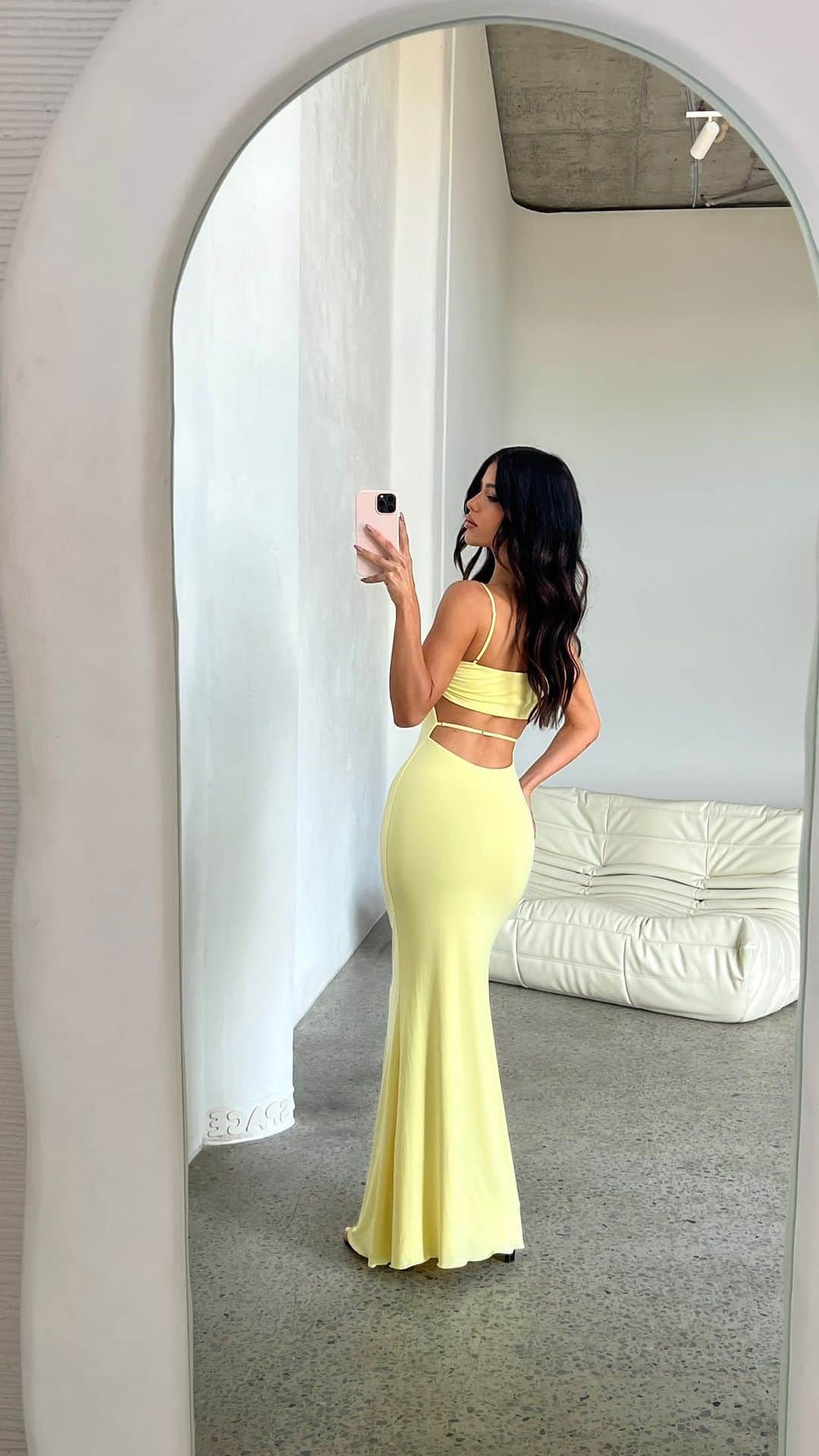 tiger Mistのインスタグラム：「Buttery fabrications in the Cara Dress. Make it yours! 💌」