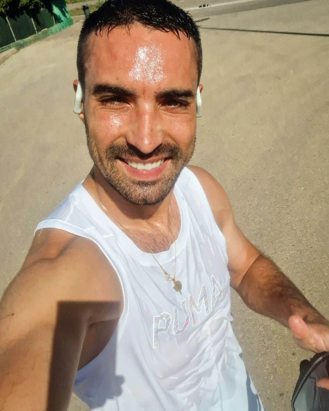 セルヒオ・アセンホ・アンドレスのインスタグラム：「¡Happy Saturday!🏃‍♂️🌞😅」