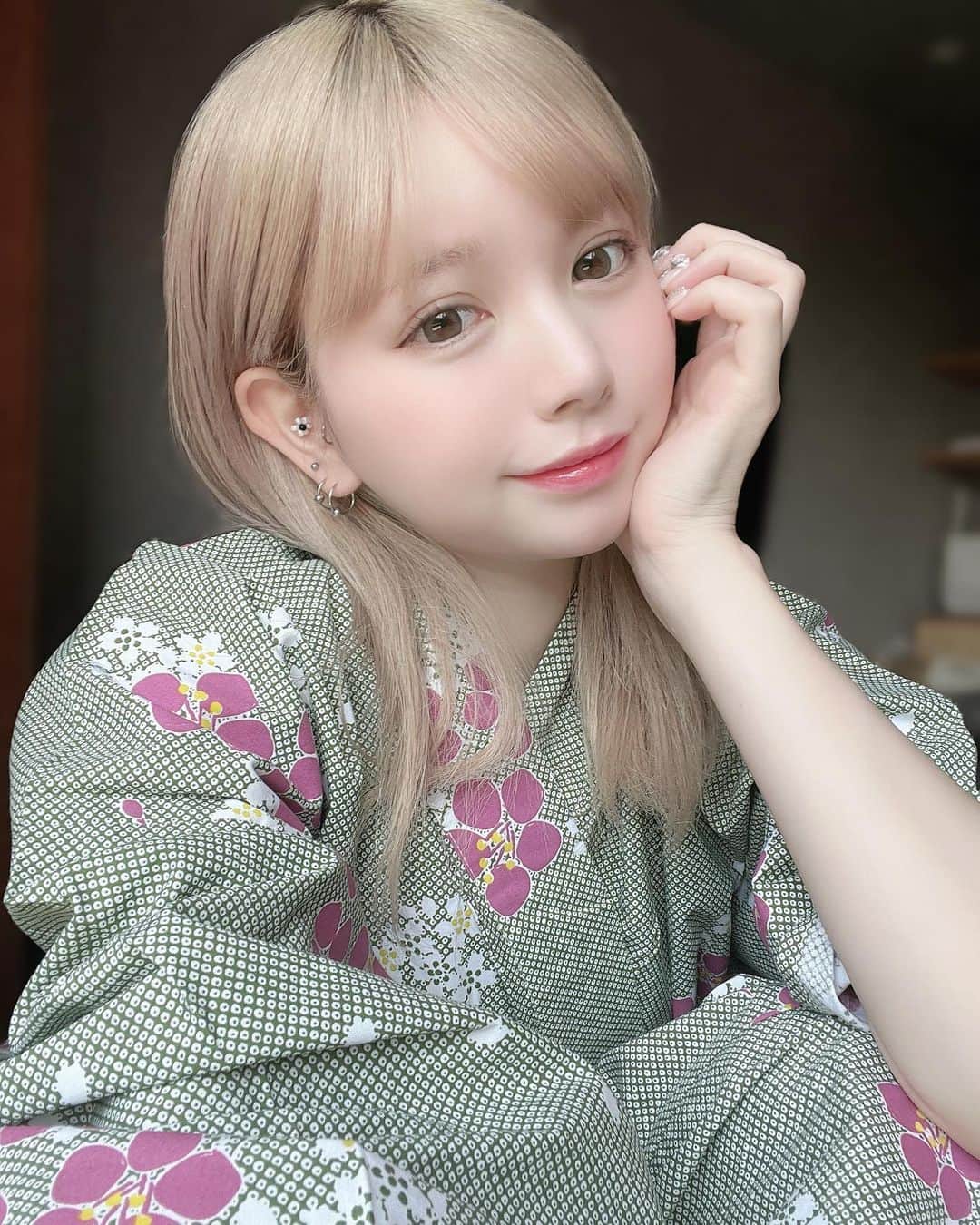 若林萌々のインスタグラム：「この前お友達と温泉した時のもも♨️」