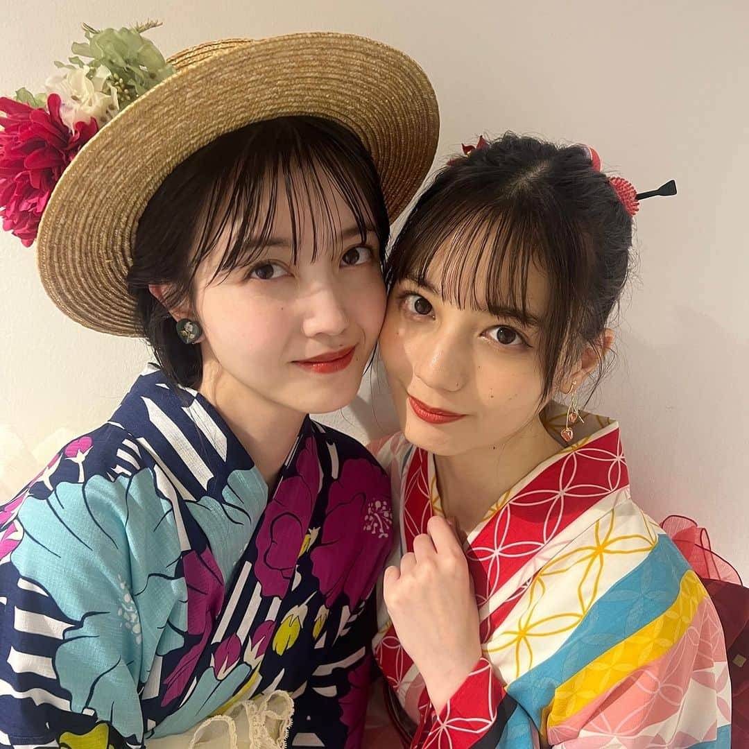 Seventeenさんのインスタグラム写真 - (SeventeenInstagram)「坂道姉妹セルフィー👭🏻💞」9月23日 18時00分 - seventeenjp_mag