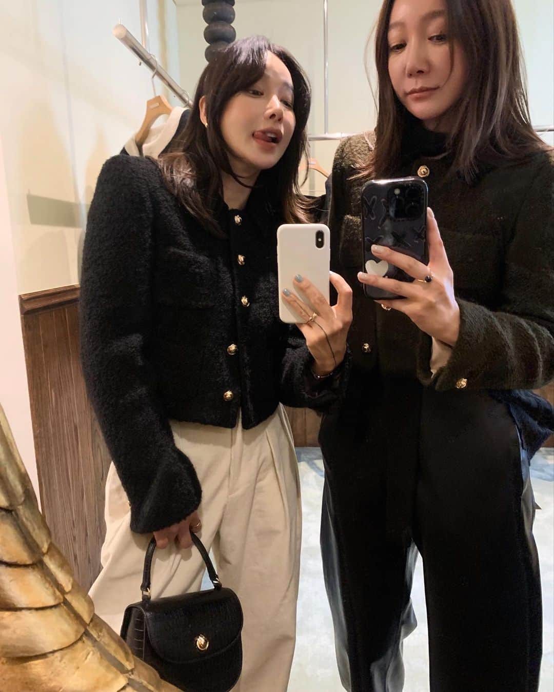 nanaさんのインスタグラム写真 - (nanaInstagram)「이렇게 잘하면 어똑하냐구 젤로!! 나 맨날 가도 되딩🖤 한남동 다시 오니 너무 좋다구  커피도 프로다 프로👍🏽」9月23日 18時05分 - luv__ribbon