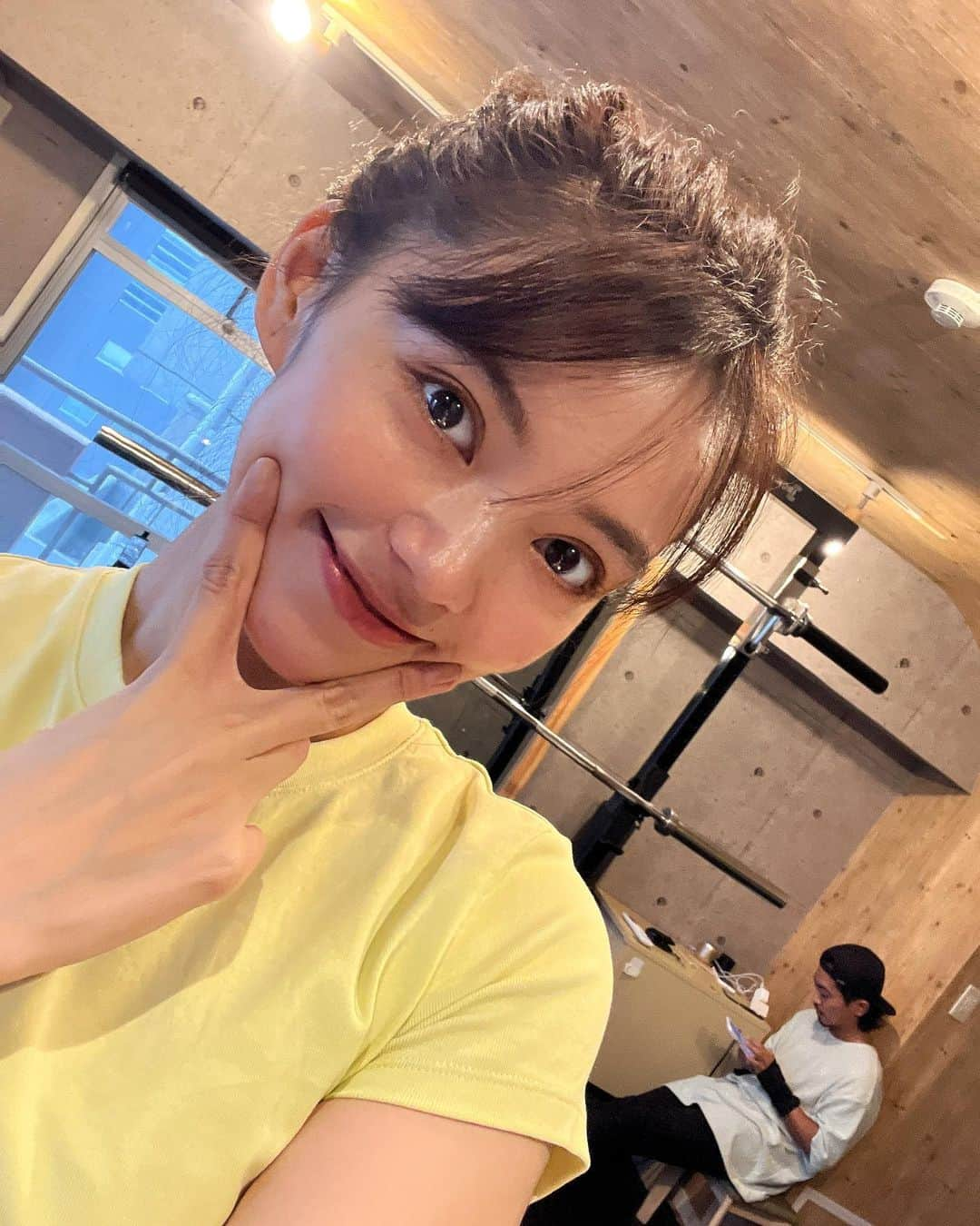 高原愛さんのインスタグラム写真 - (高原愛Instagram)「もう何年もお世話になってるS根さん〜😙🫶 いつもありがとう😚🍑 楽しく厳しく身体作り😂😆🍑💖  #gym#training#workout#gymmotivation #workoutfit#fit#fitness#gymgirl#ダイエット#身体作り#体質改善#美尻#美容#🍑#💖」9月23日 18時15分 - ai_takahara_ai