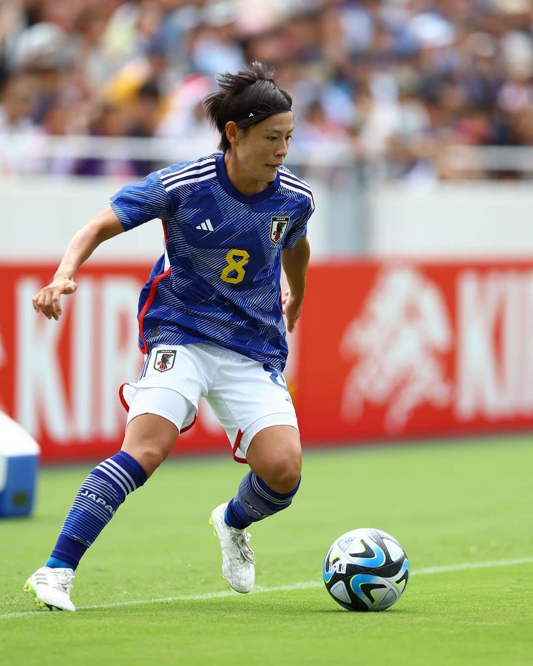 猶本光のインスタグラム：「応援ありがとうございました📣🇯🇵🇦🇷 福岡での試合、勝利を届けることができてよかったです‼️  #なでしこジャパン ©︎JFA」
