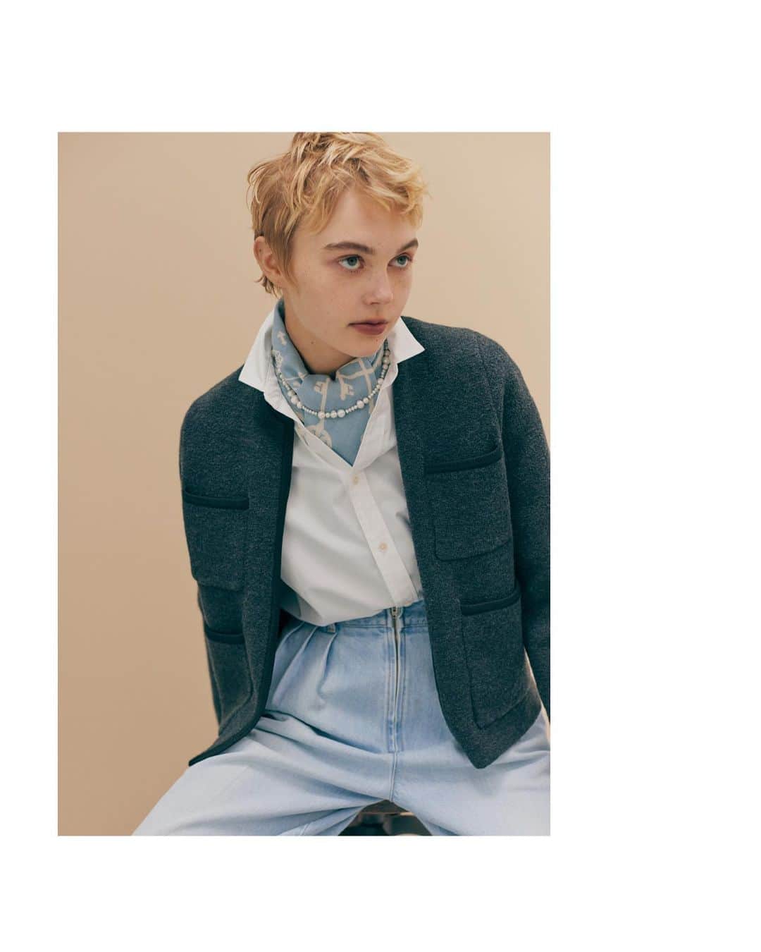 のインスタグラム：「. ⁡ ⁡ THE ESSENTIALS Fall & Winter Collection 2023  KNIT：MACPHEE ¥22,000(tax in)  10月上旬入荷予定  PANTS：MACPHEE ¥23,100(tax in) 10月下旬入荷予定 ⁡  #tomorrowland_jp #tomorrowland_womens #トゥモローランド」