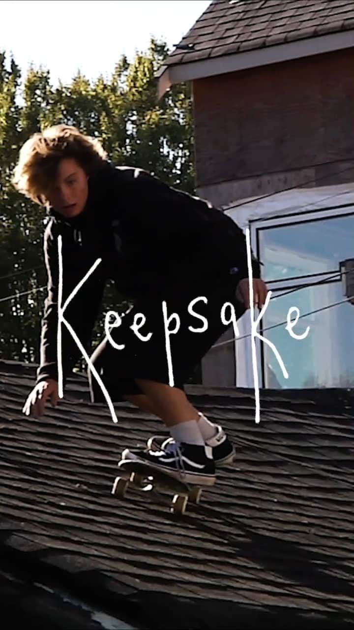 のインスタグラム：「VANS RIDERが多く出演した @shariwhite の新作スケートクリップ「Keepsake」が遂に完成。9月26日に @thrashermag で公開される。」