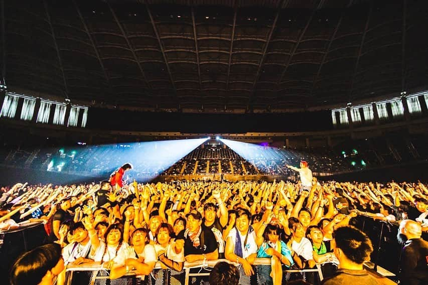 橋本学さんのインスタグラム写真 - (橋本学Instagram)「写真 @cazrowaoki  2023/09/23 (Sat) 日本トーターグリーンドーム前橋 「山人音楽祭 2023」 生まれ育った場所は違えど同じく田舎もん魂を持って山人へ⛰️お世話になりました◯」9月23日 18時48分 - nippon_no_manabu