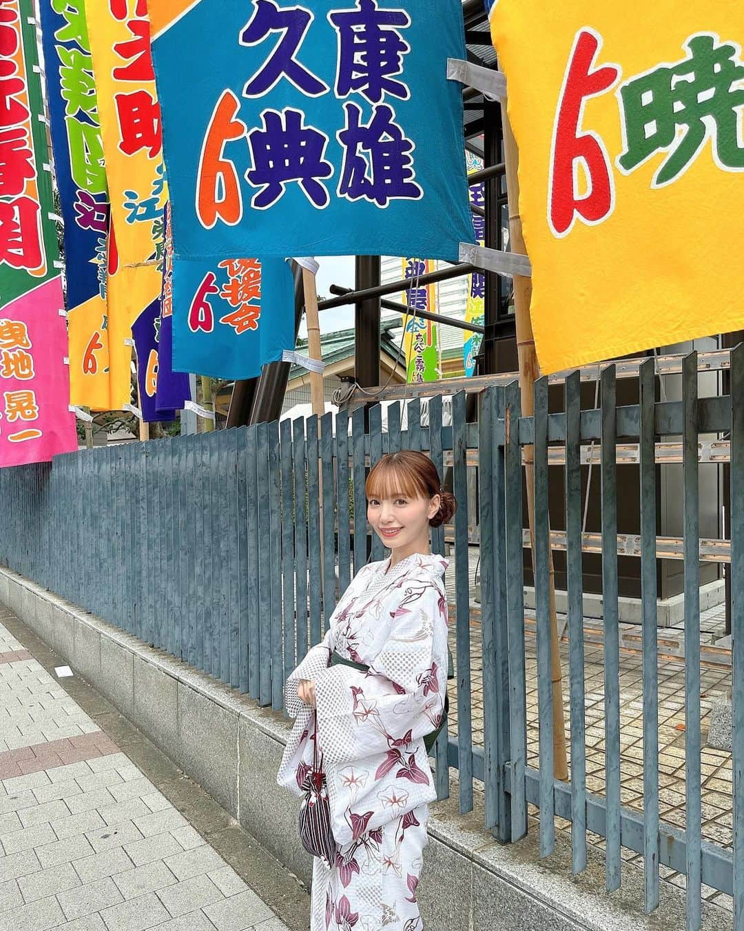 山根千佳さんのインスタグラム写真 - (山根千佳Instagram)「. . 本日はTSK「SOUP」 観て下さった山陰の皆さん ありがとうございました☺️🌼  九月場所も明日で千秋楽！！ 最後の最後まで分からない展開に！！ 単独トップは21歳の熱海富士関！！ 優勝争いどうなるのか楽しみです！！  この後の大相撲ブログで ソワソワ感が伝わると思います🫠笑 . . #大相撲 #秋場所 #相撲 #大相撲九月場所 #両国 #両国国技館 #sumo #山根千佳 #国技館グッズ #国技館みやげ #浴衣ヘア  #相撲女子 #国技館 #九月場所 #相撲みやげ  #大相撲観戦 #sumo #和装 #浴衣 #浴衣女子 #浴衣ヘアアレンジ #浴衣帯結び #浴衣着付け  #浴衣コーデ #浴衣バッグ #浴衣姿 #浴衣好き」9月23日 19時01分 - yamane_chika