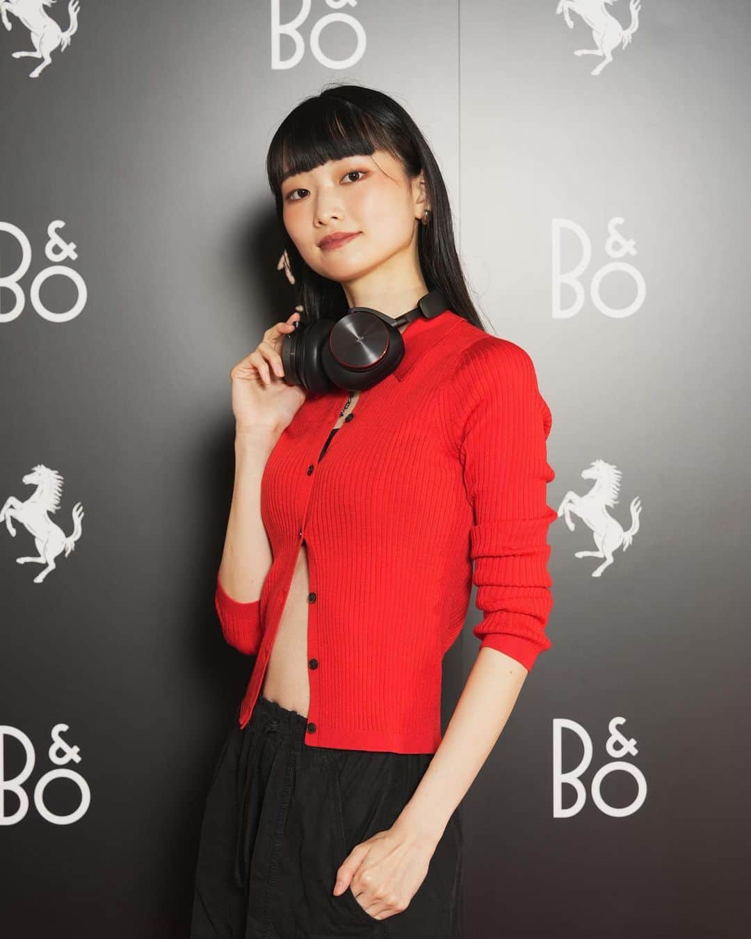 月山京香さんのインスタグラム写真 - (月山京香Instagram)「. Bang & Olufsen × Ferrari Capsule Collection💥  歴史ある技術とフェラーリのシグネスチャーカラーである赤に アレンジされた製品が素敵でした✨  @bangolufsen_japan  @bangolufsen  @scuderiaferrari  #BangOlufsenForFerrari #BangOlufsenJapan #pr」9月23日 19時07分 - i_am_kyoka_yade