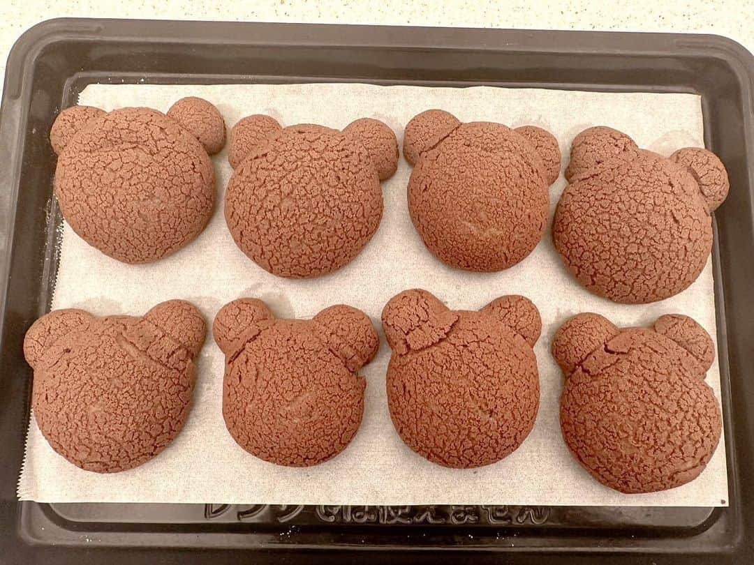 希空さんのインスタグラム写真 - (希空Instagram)「くまのチョコクッキーシュー𓈒𓂂◌   #クッキーシュー #チョコシュー #シュークリーム #お菓子作り #おうちカフェ #くま」9月23日 19時17分 - n_07_a.s