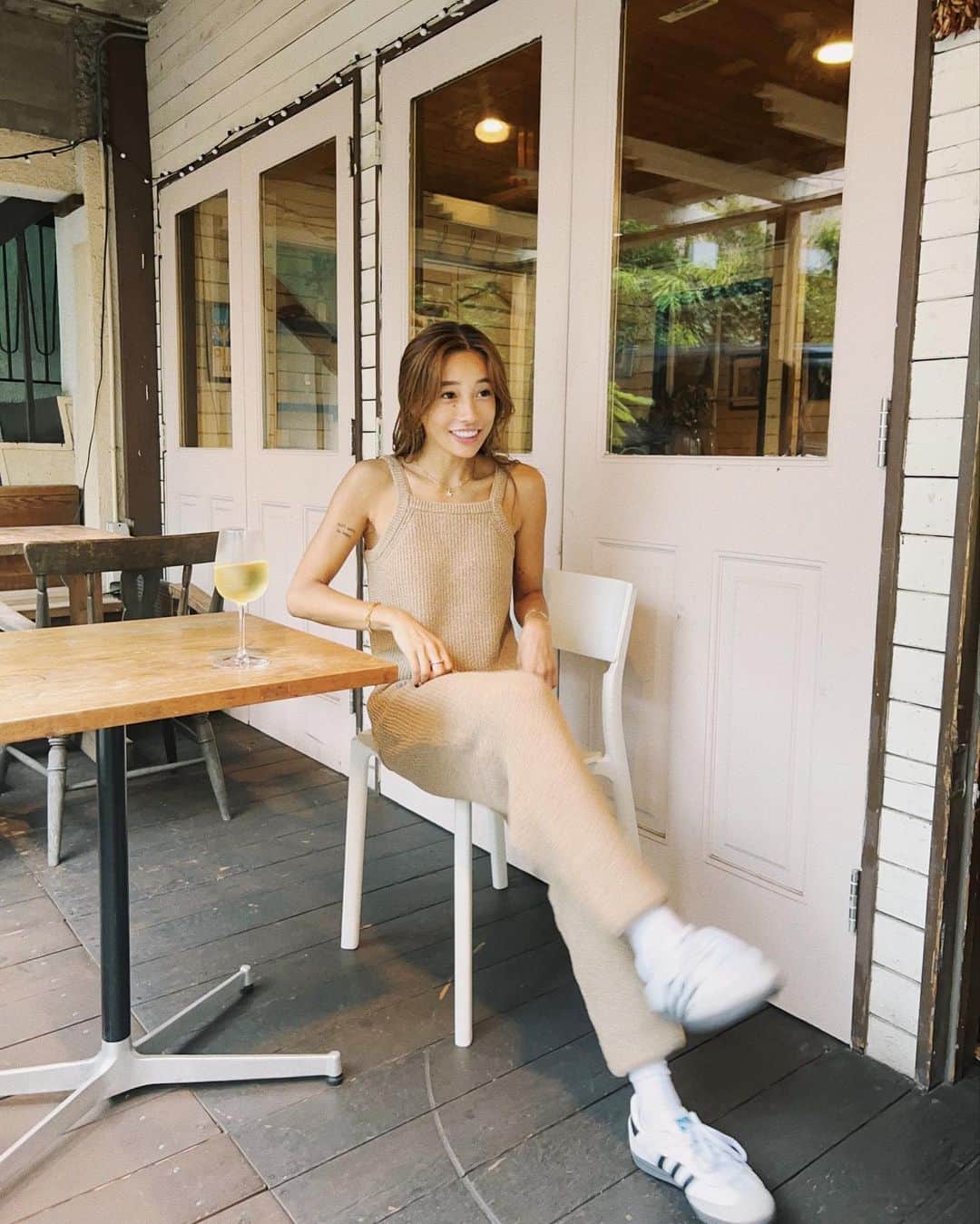 のインスタグラム：「Yaaaaahooo💛 ご飯も美味しくて 居心地抜群なふりかるさん🍸🍝✨ with @milily__9977  さてと、弾丸の伊豆tripにいってまいりますぅ☺︎✌︎ 📍 @freeculture_fujisawa」