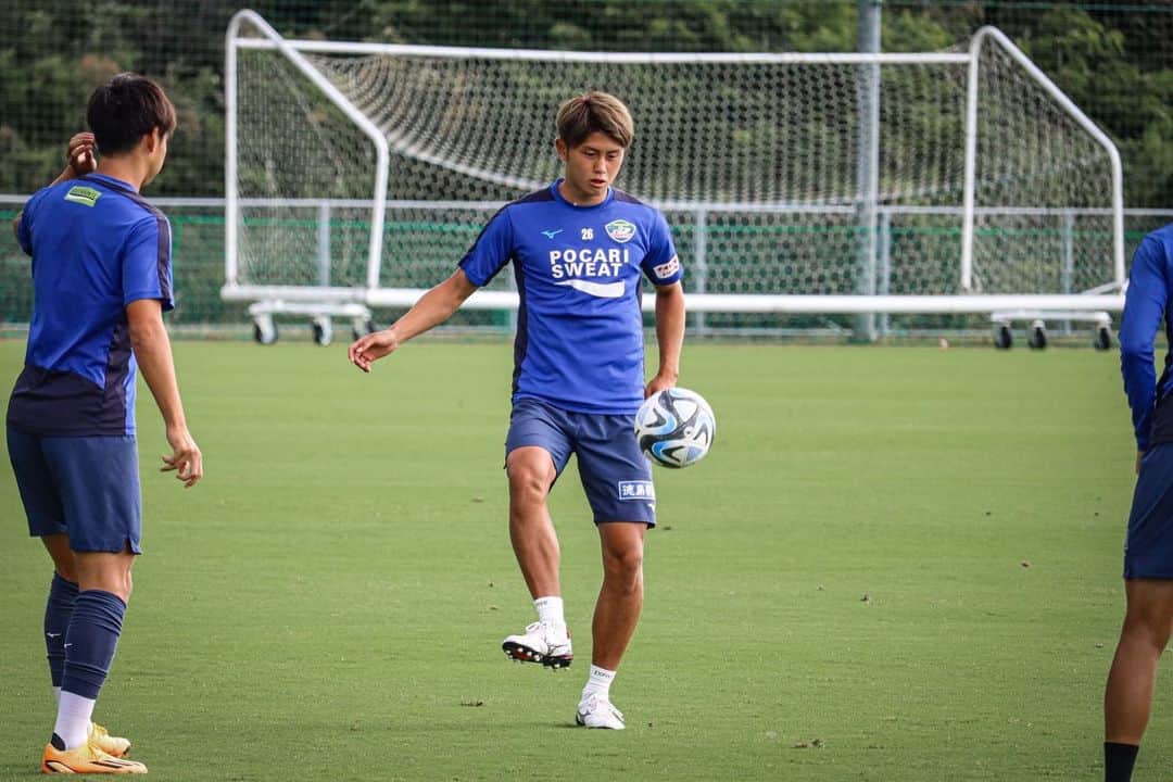 徳島ヴォルティスのインスタグラム：「🔜 大宮 | Training photo📸  #徳島ヴォルティス #vortis #soccer #Jリーグ」