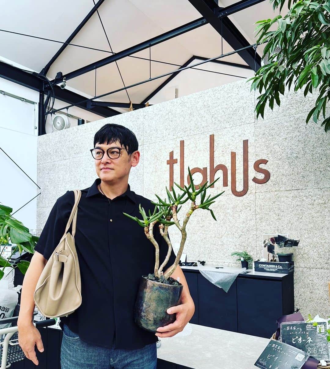 宮田麺児のインスタグラム：「新しい仲間  #三田市 #tlahus #植物  #アロエ」