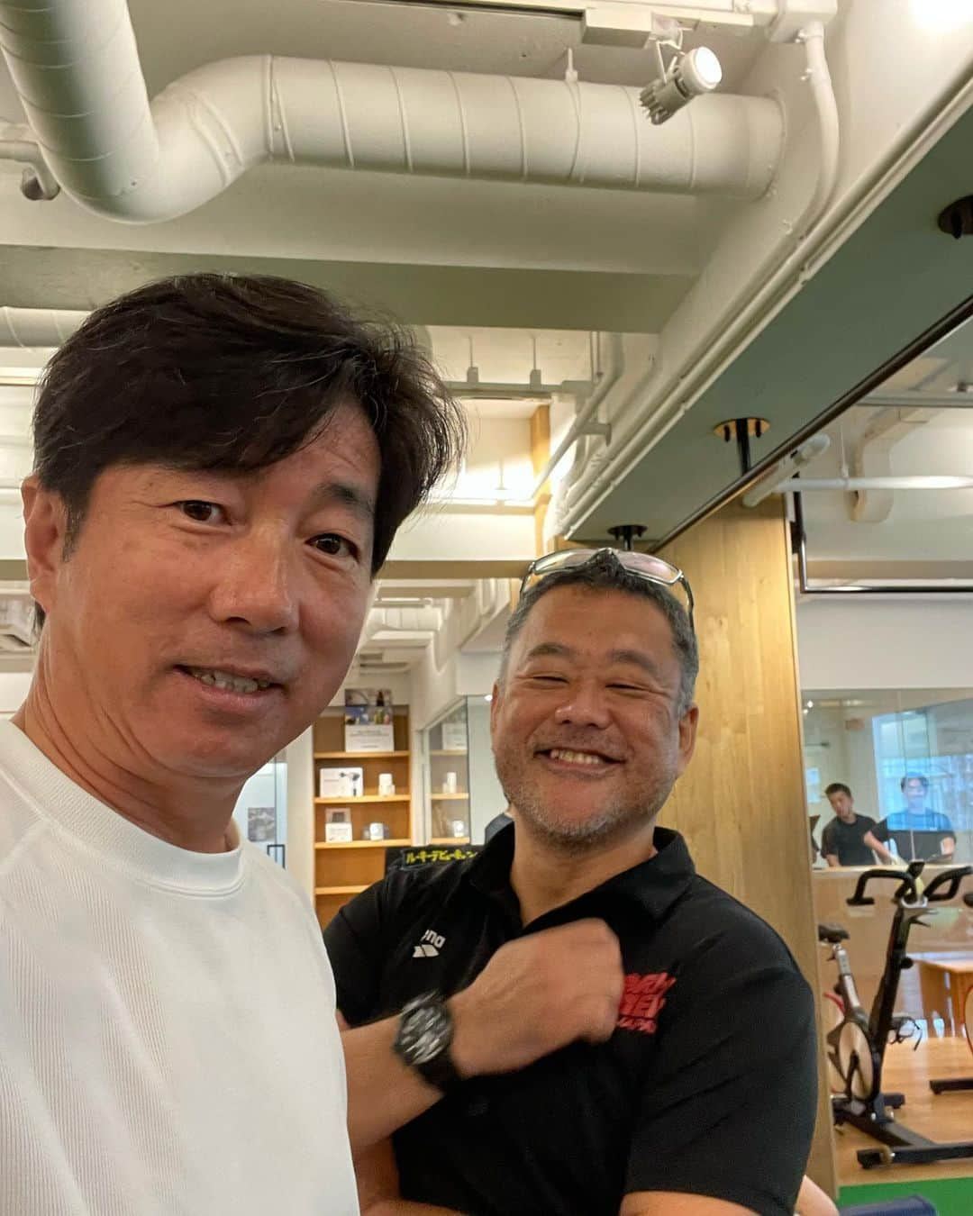 深堀圭一郎さんのインスタグラム写真 - (深堀圭一郎Instagram)「足の怪我の後から 色々と身体の事で相談している 小泉圭介さんに、 現在の状況と今後のアドバイザーもらいに行ってきました。 良く身体の事知ってるなーと毎回スッキリして帰ってきます。 お世話になりました😊  @koizumikeisuke  #深堀圭一郎」9月23日 11時42分 - keiichirofukabori