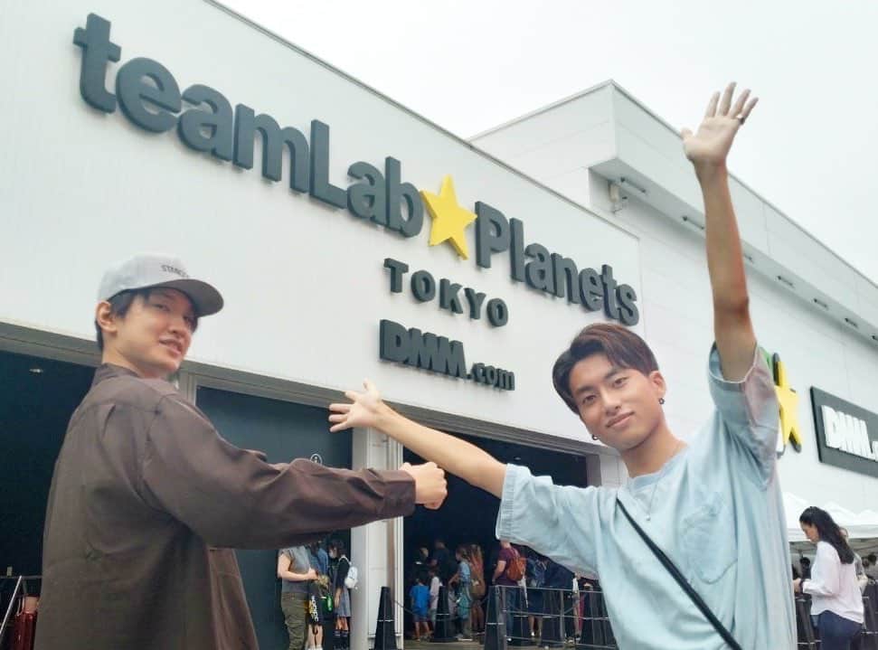 NCC新潟コンピュータ専門学校のインスタグラム：「【国内研修旅行✈️】 チームラボプラネッツ！  #新潟コンピュータ専門学校 #nsgカレッジリーグ #オープンキャンパス #進路研究 #専門学校　#新潟　#古町  #デザイン #映像 #3dcg #イラスト #ゲーム #web #システム #プログラマー #エンジニア #ai #ロボット #eスポーツ #チームラボ」