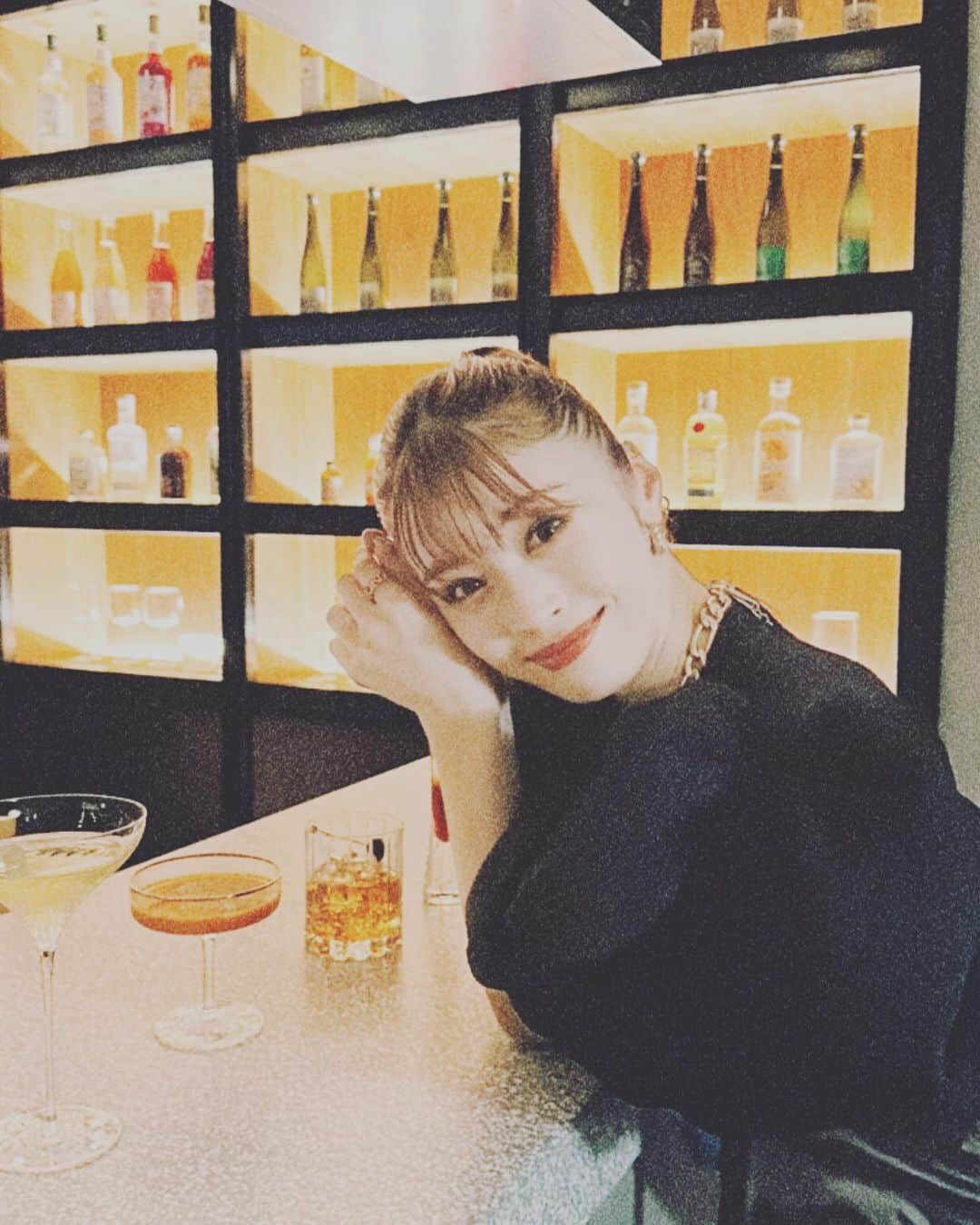 君島憂樹さんのインスタグラム写真 - (君島憂樹Instagram)「昨晩は🍸🩵💚 THE 5th by SUMADORI-BAR　OPENING RECEPTION 　 アサヒビール株式会社と株式会社電通デジタルが共同で設立したスマドリ株式会社は、『THE 5th by SUMADORI-BAR』をスマドリバー渋谷の5Fにオープン👏 ⁡ こちらにお邪魔しました！ 渋谷の真ん中に大人でおしゃれな空間ができていてすごく楽しかったです🥹 皆様もぜひ🫶🫶🫶 お洋服などの投稿はまた別でさせていただきます😊☁️  #the5th #the5th_by_sumadoribar  #sumadori_bar_shibuya  #彼女とバーなう #どうぞ #笑」9月23日 12時01分 - yuuki_kimijima0427