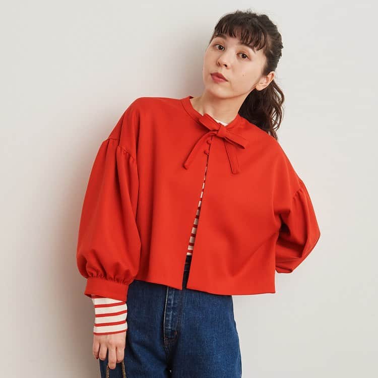 のインスタグラム：「． ． 《Autumn winter collection》 ＼秋のおよばれ服／ ． ． オケージョン対応が出来る新作のおよばれ服のご予約がスタート!!! ． ． セミオケージョンからお仕事着にも活躍出来るようなアイテムをご用意しております。 ． ． もちろん、コーディネート次第では普段使いとしても◎ ． ． AMBIDEX STORE、ZOZOTOWNでは本日12時〜ご予約がスタートしております。 詳しい詳細は是非サイトをご覧になってみてください。 店頭でのご予約や入荷連絡も承っておりますので、お気軽にお問い合わせください。 ． ． #dotandstripeschildwoman #childwoman #myfav #childwomanparici」