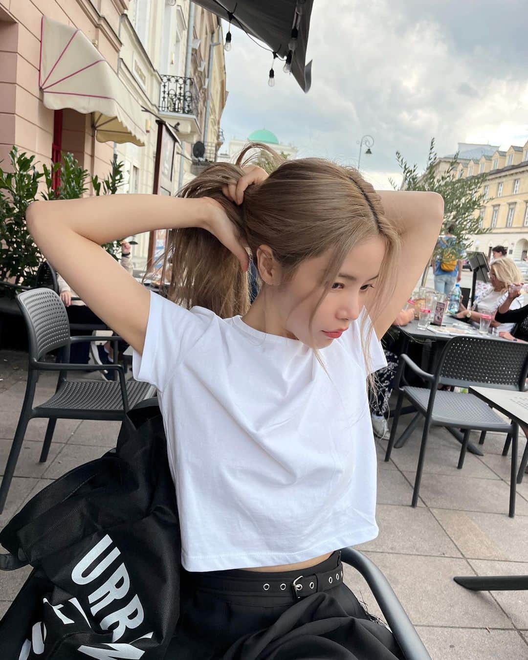 のインスタグラム：「in poland🤍❤️」