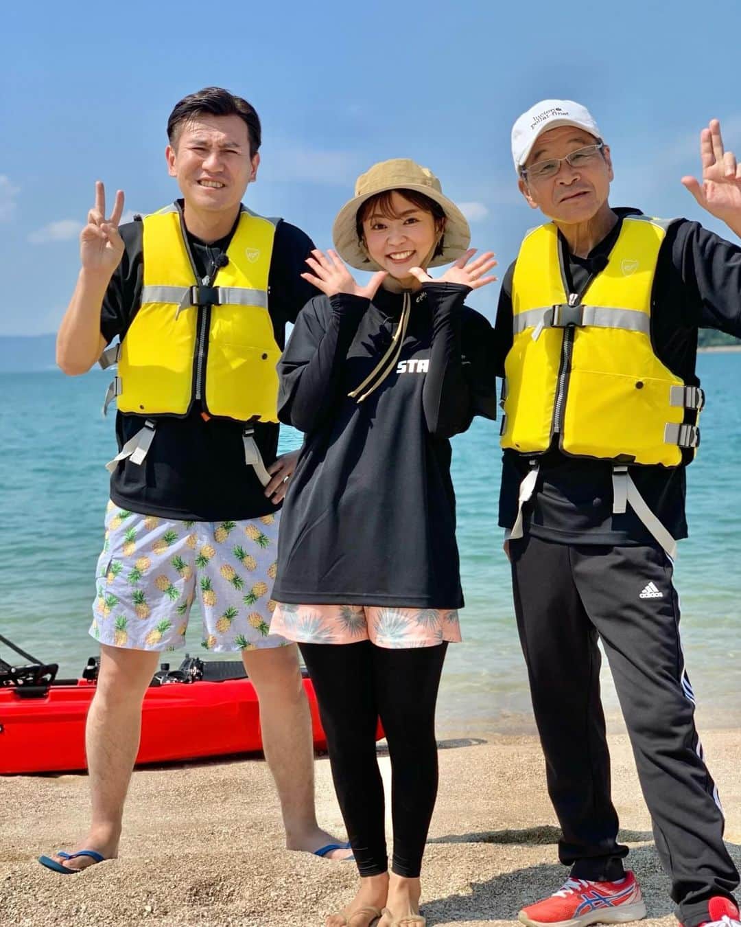 常盤よしこのインスタグラム：「マルちゃんカップ 第36回ビーチバレーinくまもと❤️ この後tkuで14時25からでーす♫ ぜひご覧下さい😊 スペシャルゲストもお隣りに🙌🙌🙌  #マルちゃんカップビーチバレーin熊本  #芦北町#芦北#サップもしたよ」