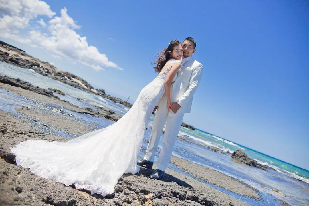 RealWeddingsのインスタグラム：「ハワイ島フォトウエディング♡ (2022.9) Real Weddingsでは離島挙式のプランニングも承っております。  Planning:@realweddings_hawaii  ⁡ ︎ ︎ ︎ ︎ ︎ ︎⁡  ◆ハワイウエディング相談会空き状況※空き状況は随時変動いたします。直近のご案内も可能な日程もございますので、お気軽にお問い合わせ下さいませ。  9/30(土):11:00 / 14:00 / 17:00 9/24(日):11:00 / 14:00 / 17:00    ◆ホームページよりお問い合わせの場合はこちらhttps://www.realweddings.jp/reservation/    ⁡#ハワイ挙式#ハワイウェディング#ハワイウェディングプランナー#ハワイ結婚式#プレ花嫁#ハワイフォトウェディング#ハワイ前撮り#ハワイ島挙式#ハワイ島ウェディング#ヒルトンワイコロアビレッジハワイ島 #海外挙式#2023秋婚 #2024年春婚#結婚式準備  #hawaii#instaphoto#hawaiiwedding#hawaiiweddingplanner#realweddings_hawaii#hawaii#hawaiiwedding#hawaiiweddingplanner#realweddings_hawaii#hiltonwaikoloavillage」