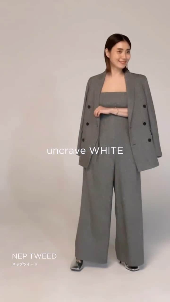 東原妙子のインスタグラム：「📸 自分で見てもだいぶ腹立つのですが uncrave WHITE新作特集記事の撮影風景🧎🏻‍♀️  チームの若者がせっせと編集してくれたので 載せざるをえませんでした😩  人気のネップツイードシリーズ  @uncrave_official  #uncrave_white #uncrave」