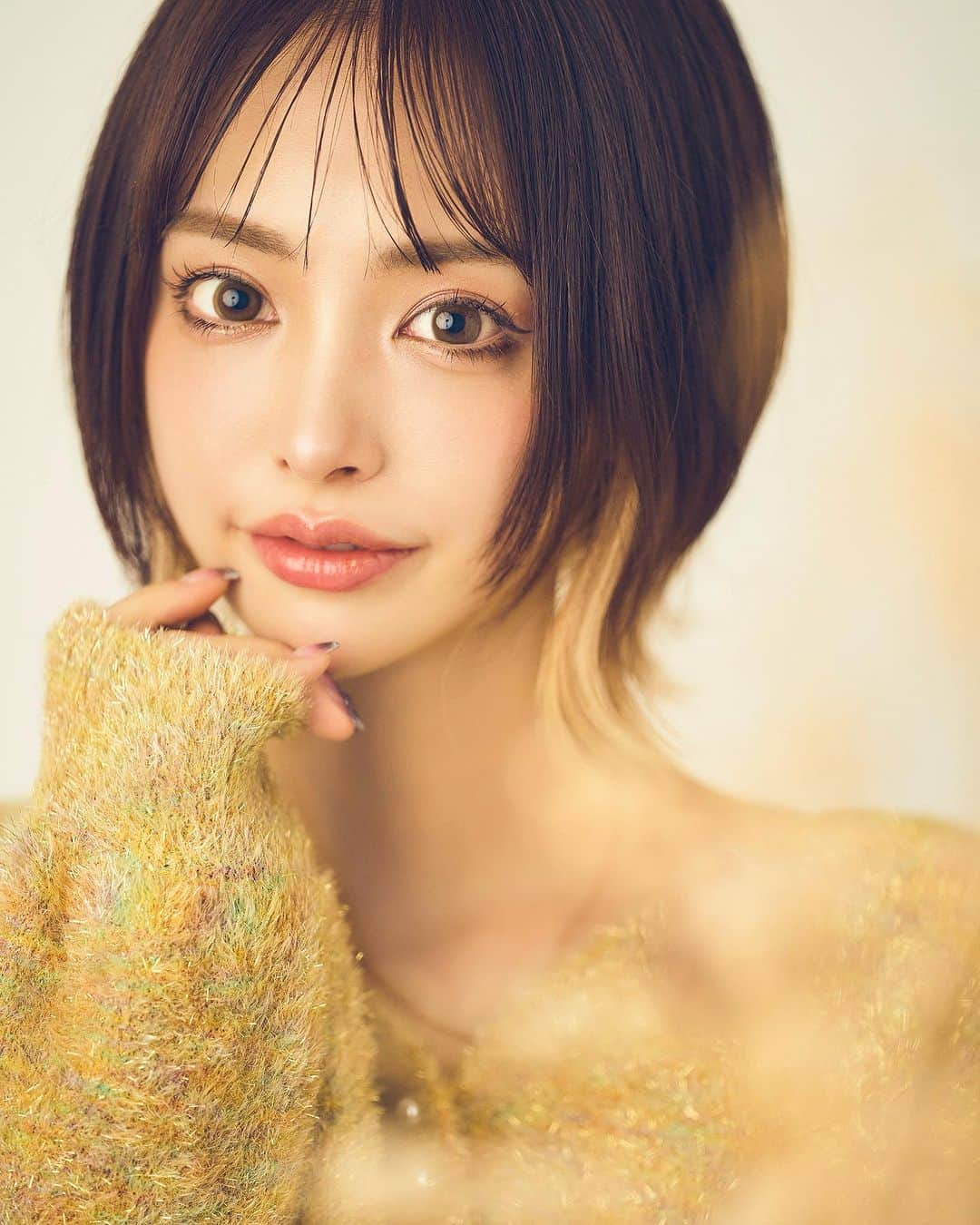 サキ吉さんのインスタグラム写真 - (サキ吉Instagram)「あっぷ💛💛💛 もう秋コーデし始めてる😌💛 このシャギーニットカーディガンは @royalparty_official ✨️ 着心地良くて色味も可愛いからお気に入り🙋‍♀️💕 ． ． ．  THANKS🤍 @photo.plusstudio  サキ吉クーポン🎫 撮影料金から1万円割引🉐 コード：【001】 クーポン使用期限 11月末日 ． ． ． #photoplusstudio#フォトスタジオ#フォトプラ#フォトプラススタジオ#宣材写真#新宿フォトスタジオ#撮影スタジオ#photostudio#photostudiotokyo #親子撮影 #親子コーデ  #親子リンクコーデ  #親子ショット #親子モデル  #家族写真 #ファミリーフォト  #ファミリーフォト撮影  #アニバーサリーフォト  #誕生日フォト  #familyphotography」9月23日 13時49分 - sakikichi1201