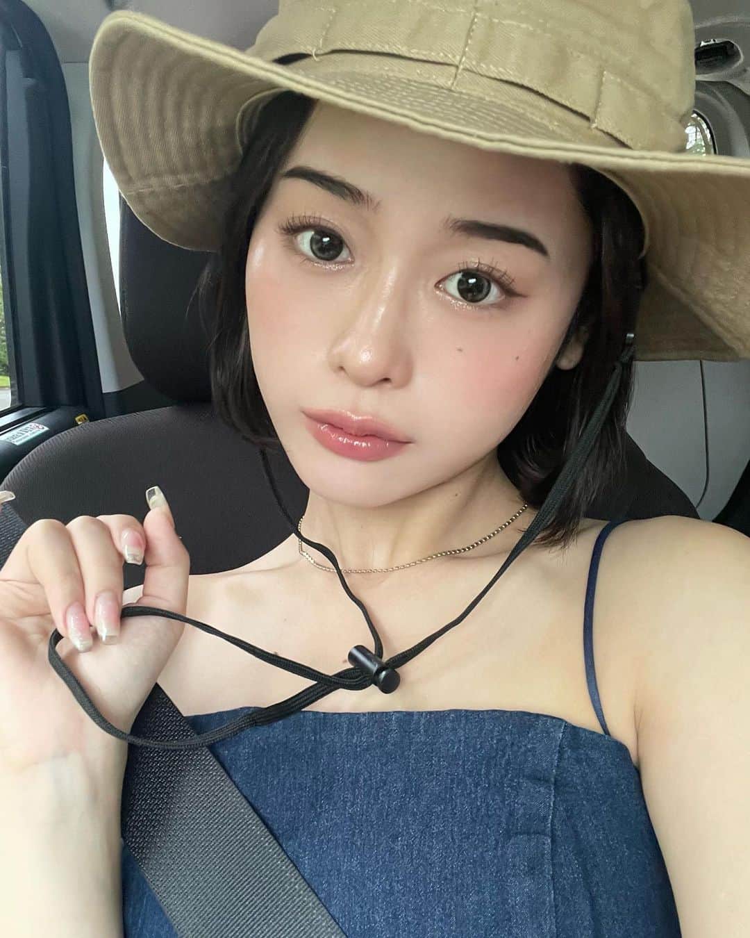 のインスタグラム：「最近はおこもり生活加速により写真が全然ないので北海道3日目の写真で勘弁してください！(サホロリゾートベアマウンテンに行きました🐻めちゃくちゃ楽しかったよ🐻)  もう夏も終わりかけで、朝と夜は冷え込むのでみなさん体調気をつけてね🥲今日もみんなが好きだよ〜♥︎」