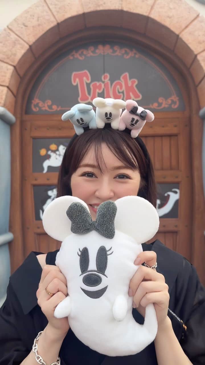 のインスタグラム：「Disney  Halloween🏰👻🖤  ディズニーハロウィンの思い出🎃💭」