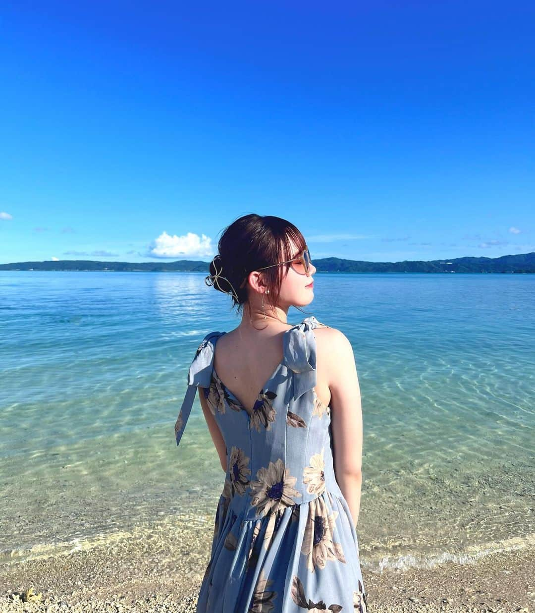 服部有菜さんのインスタグラム写真 - (服部有菜Instagram)「. 沖縄旅行に行ってきました✈️🩵 たくさん写真撮ったし、美味しい物食べたし、息抜きができて幸せな時間でした😭 もう沖縄行きたい〜！！！ . . #沖縄 #沖縄旅行 #古宇利島 #古宇利島ビーチ #herlipto」9月23日 15時12分 - yuna__0330.48