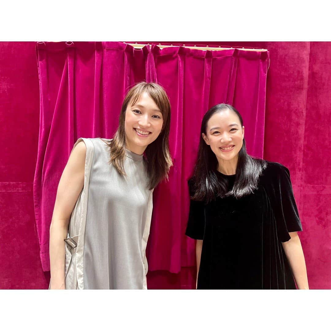 望海風斗さんのインスタグラム写真 - (望海風斗Instagram)「📻 明日21:00〜 #ラジオ #NHKFM #望海風斗のサウンドイマジン #毎週日曜夜9時 ゲスト #蒼井優 さん ⁡ 10月から始まる朝ドラ#ブギウギ で歌劇団の娘役トップスターを演じられる#蒼井優 さん‼︎ 宝塚の話しから現在のこと、芝居のお話し…などなど、盛り沢山なトークであっという間に時間が過ぎてしまいました。 ⁡ 蒼井さんの#音 は私も大好きなあの音✨ 選曲もさすがでございます〜🤩 ⁡ ⁡ 聴き逃しは #らじるらじる で何度でも！ #公式Xも宜しく ⁡」9月23日 16時25分 - nozomifuto_official