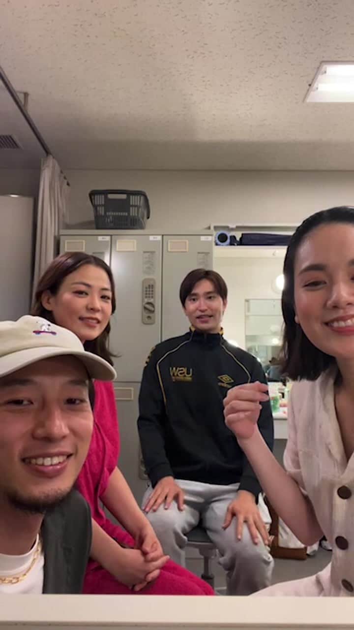 のインスタグラム：「楽屋から🤍  #マークトウェインと不思議な少年」