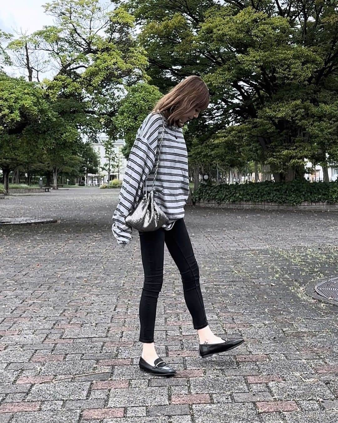 山本明果さんのインスタグラム写真 - (山本明果Instagram)「⠀ ⠀ ⠀ ⠀ いつかのひさしぶりスキニー ⠀ ⠀ tops / #unused pants / #zara bag / #bigotre necklace / #seable 本日再販♥︎ 重ね付けのポイントにオススメ ⠀ ⠀」9月23日 17時10分 - sayaka__sea